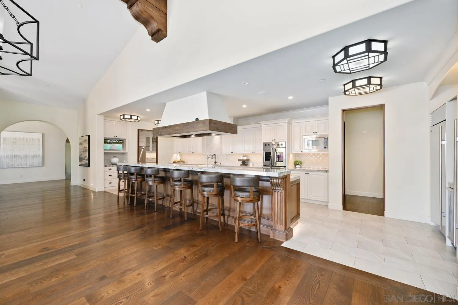 https://cdn.realtyfeed.com/cdn/127/260009008/628196f6fb71e9874b6157a0bac16f0b.webp