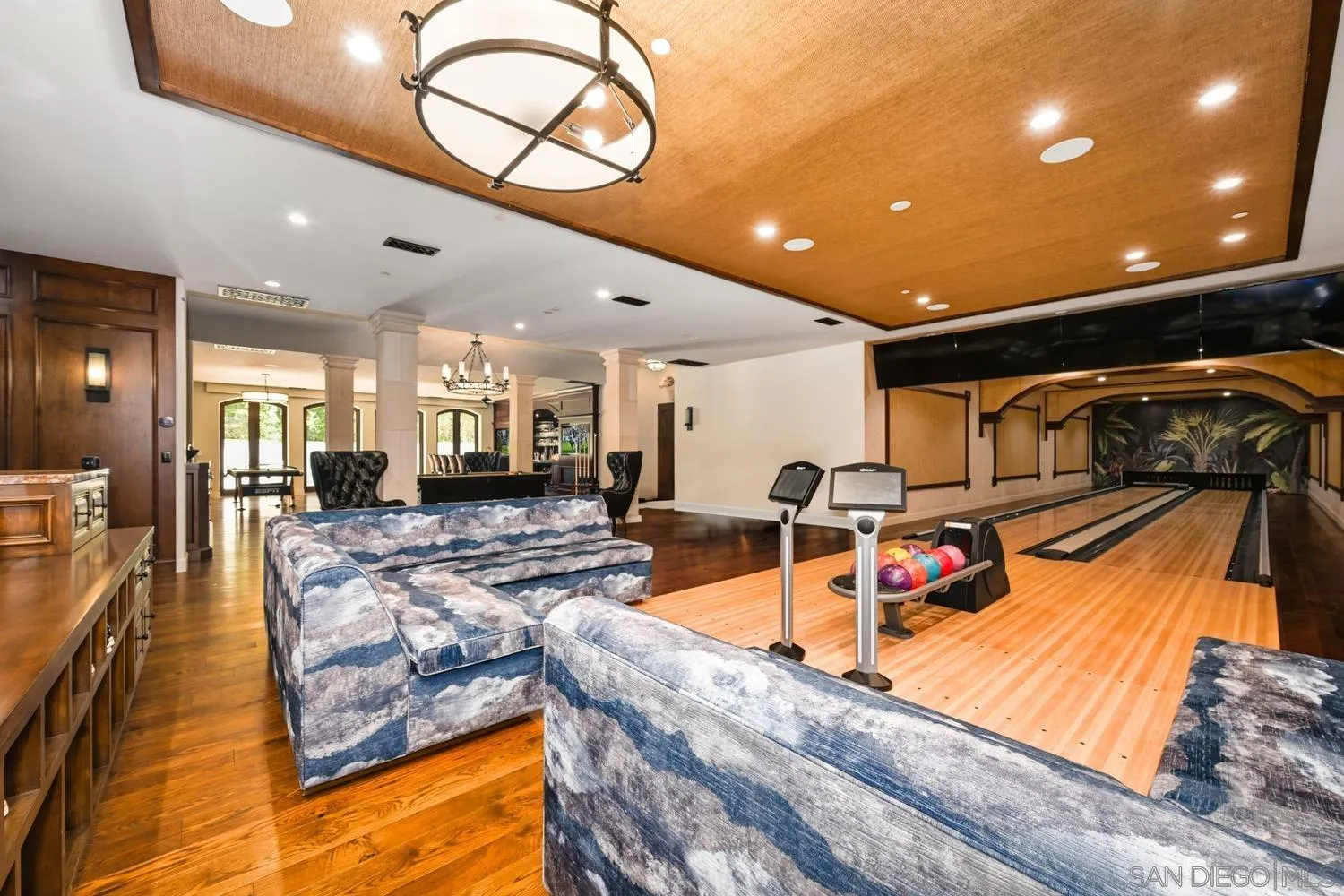 https://cdn.realtyfeed.com/cdn/127/260009008/de2547adfdcdc4df9e226e904da0f065.webp