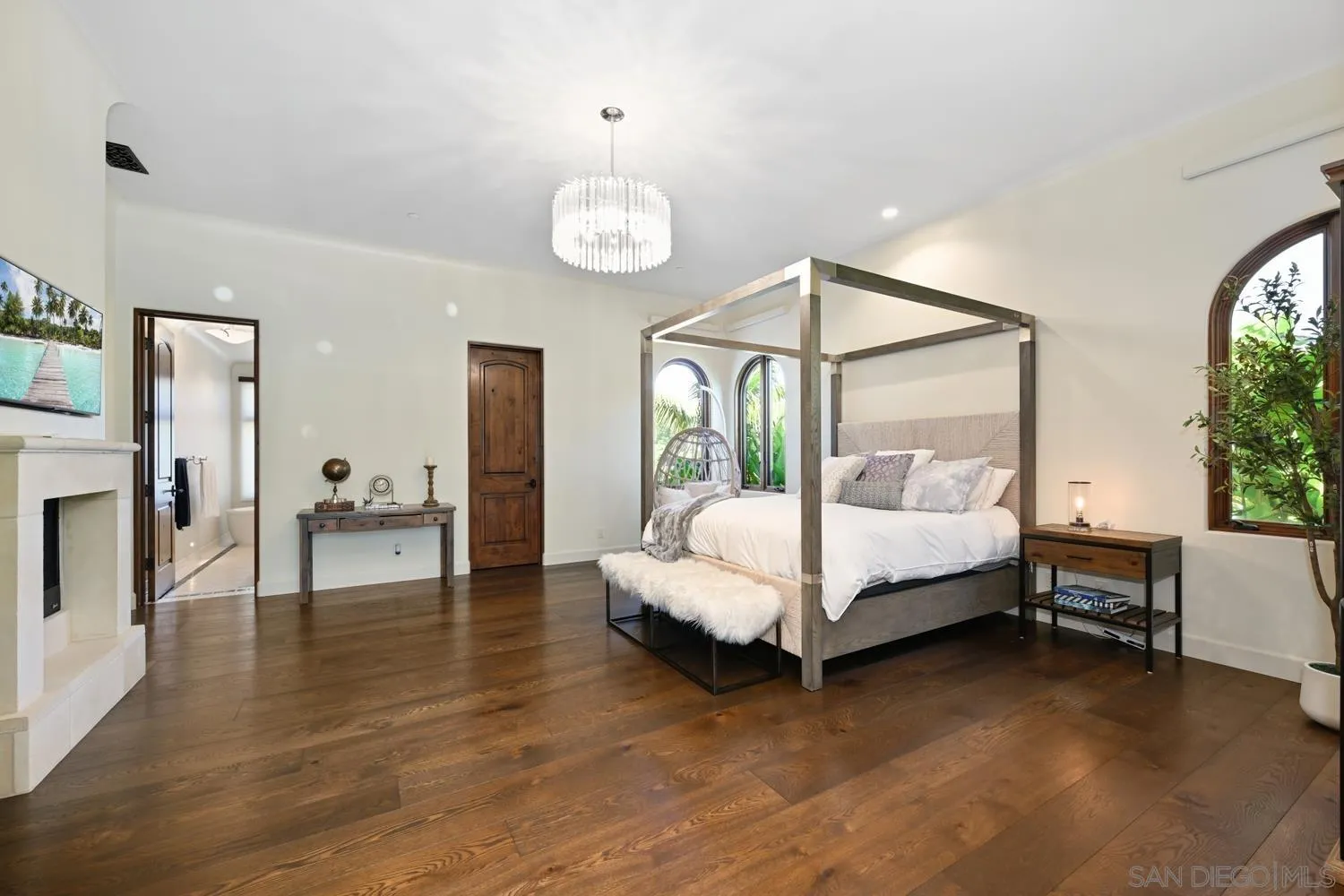https://cdn.realtyfeed.com/cdn/127/260009008/eb00f74d1ffc2b872492d651199bba5e.webp