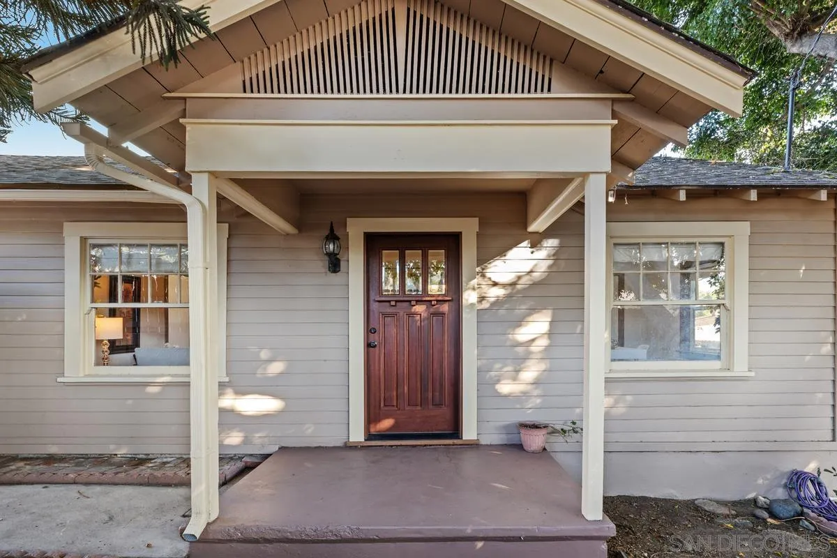 https://cdn.realtyfeed.com/cdn/127/260009015/57d6e36431f2b9b2b831a88e8720d8ec.webp