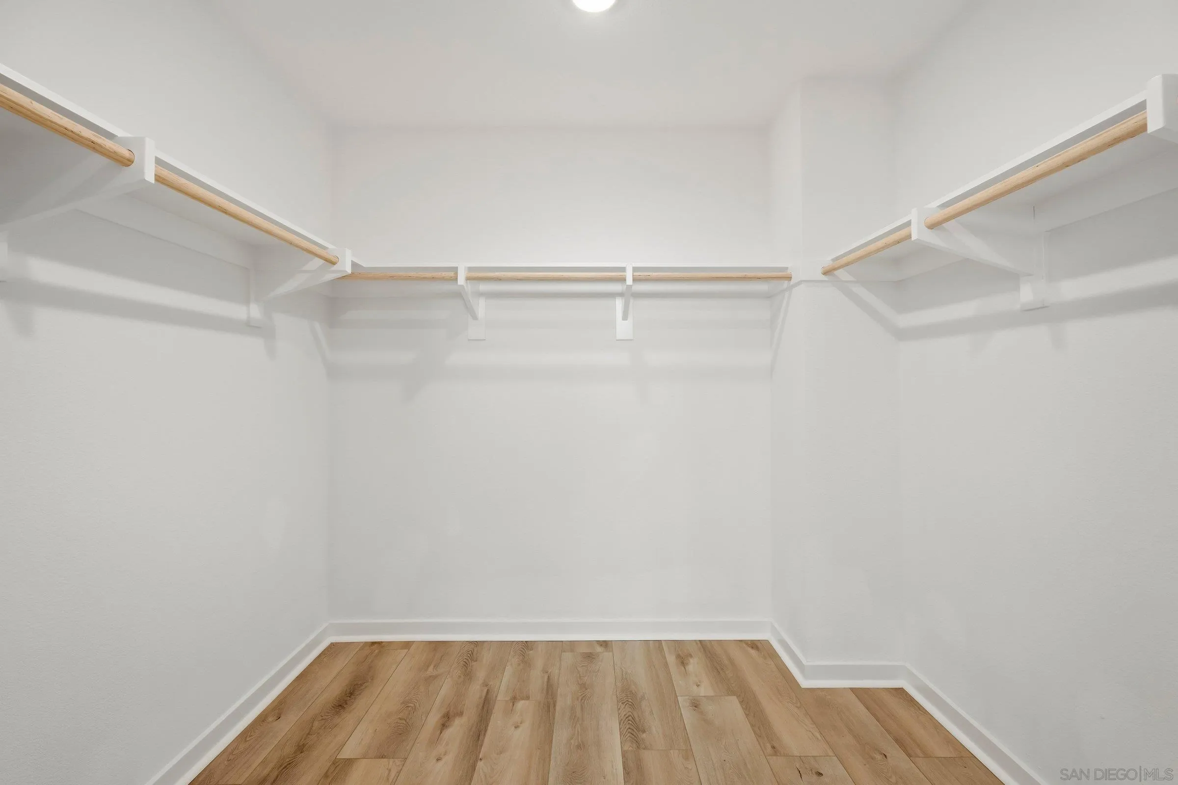 Photo #31: 260009023 Listing: Photo #31