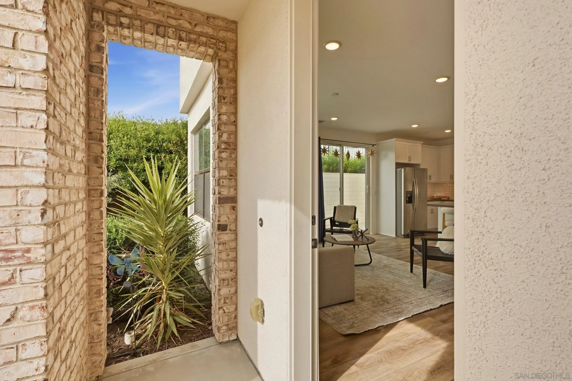 Photo #4: 260009023 Listing: Photo #4