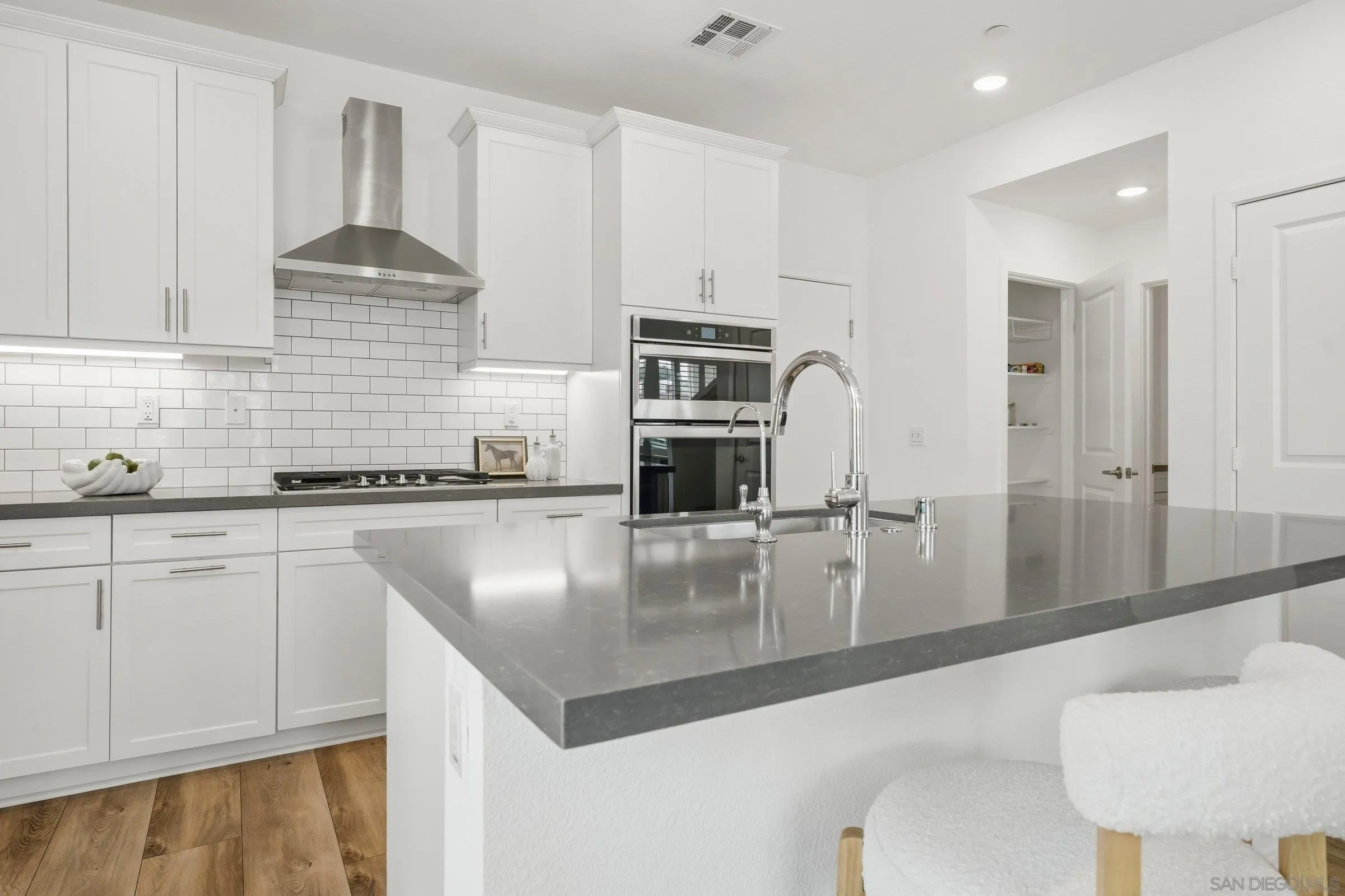 Photo #18: 260009023 Listing: Photo #18