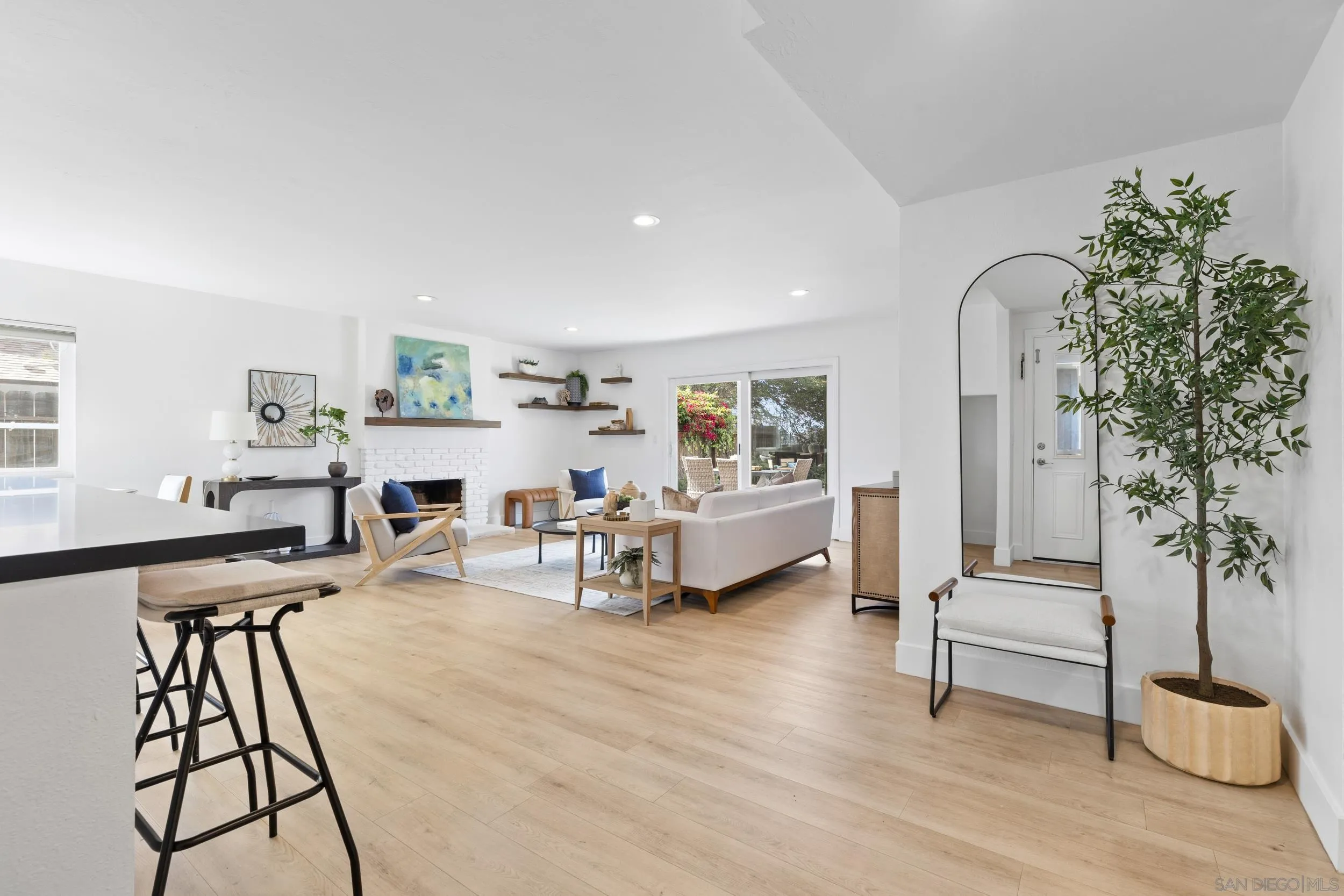 2812 Arcola Ave., San Diego, CA, 92117