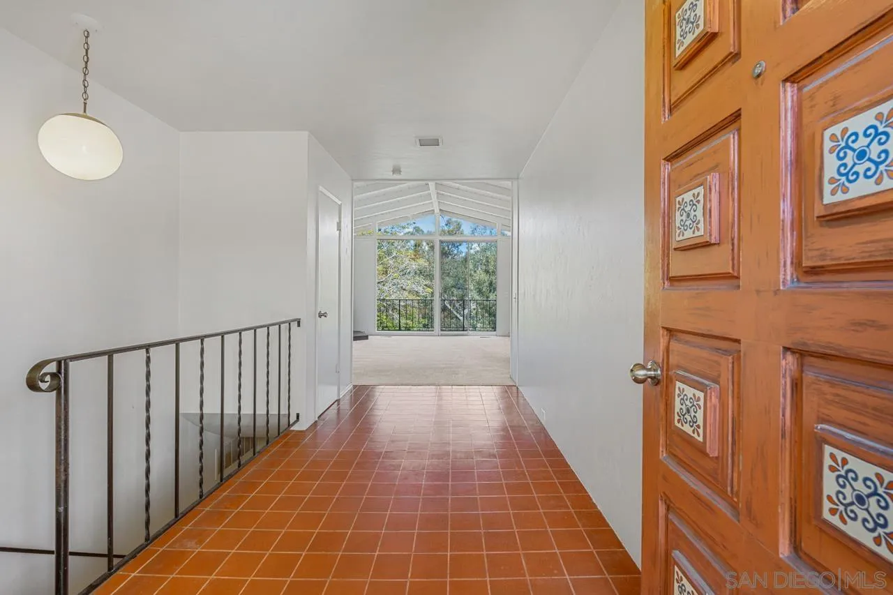https://cdn.realtyfeed.com/cdn/127/260009027/298cd0f5836f296ba3595729e667bb63.webp