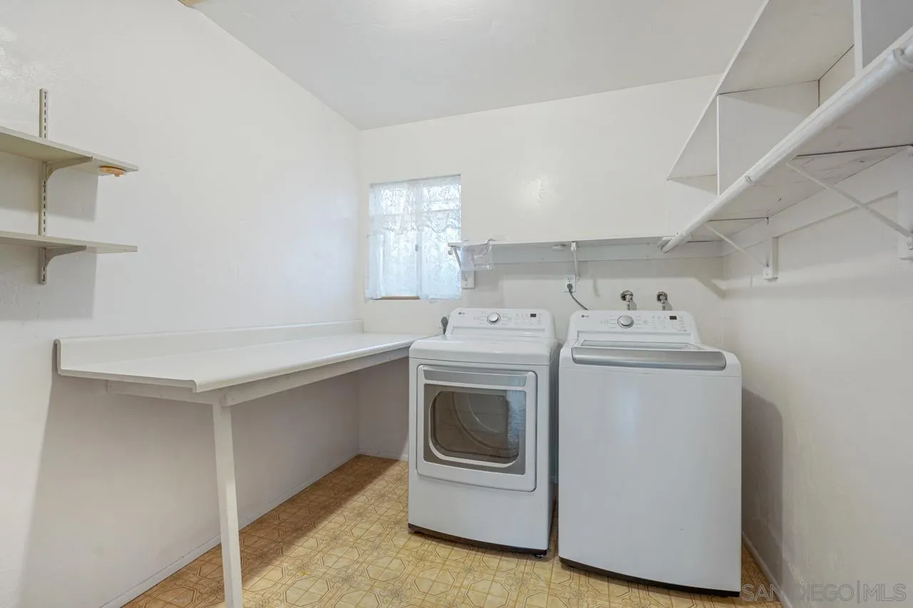https://cdn.realtyfeed.com/cdn/127/260009027/49bdccc31e1ca1428cbf8777576195f3.webp