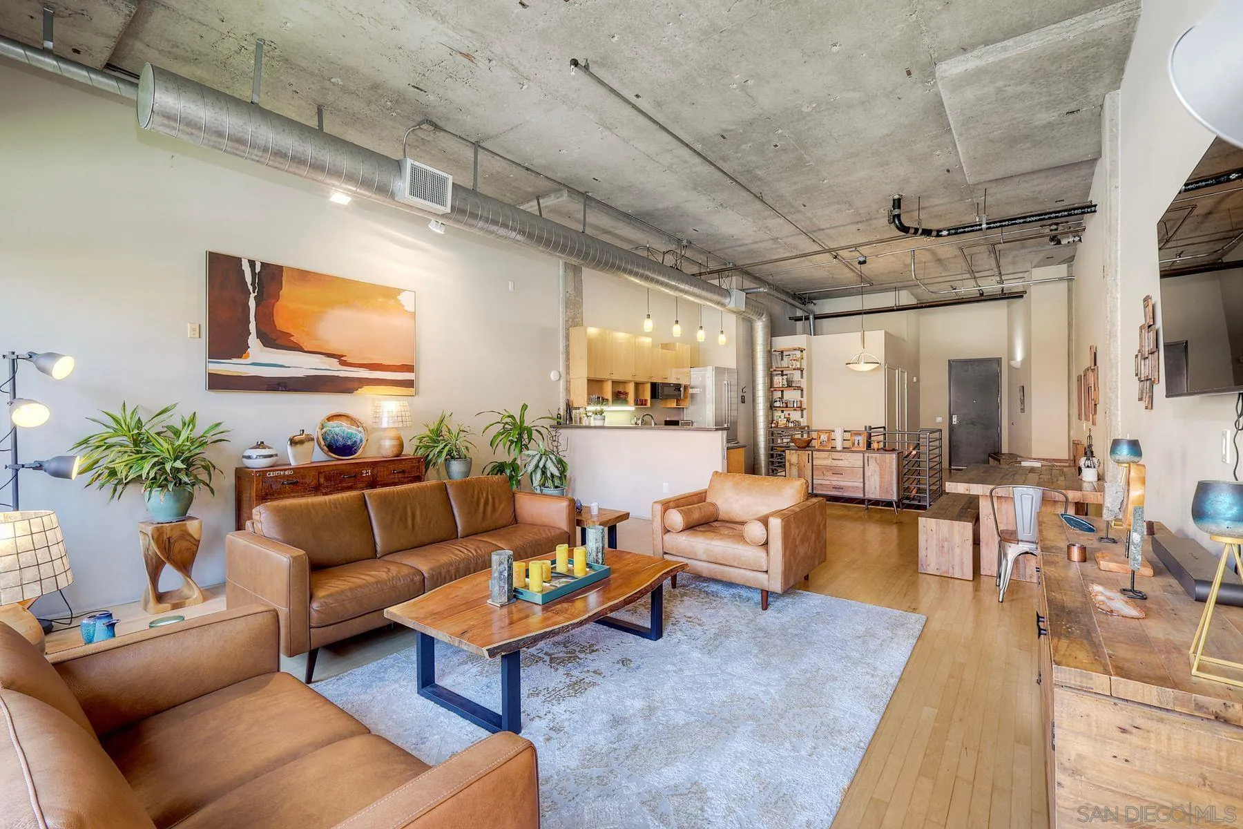 Photo #3: 260009028 Listing: Photo #3