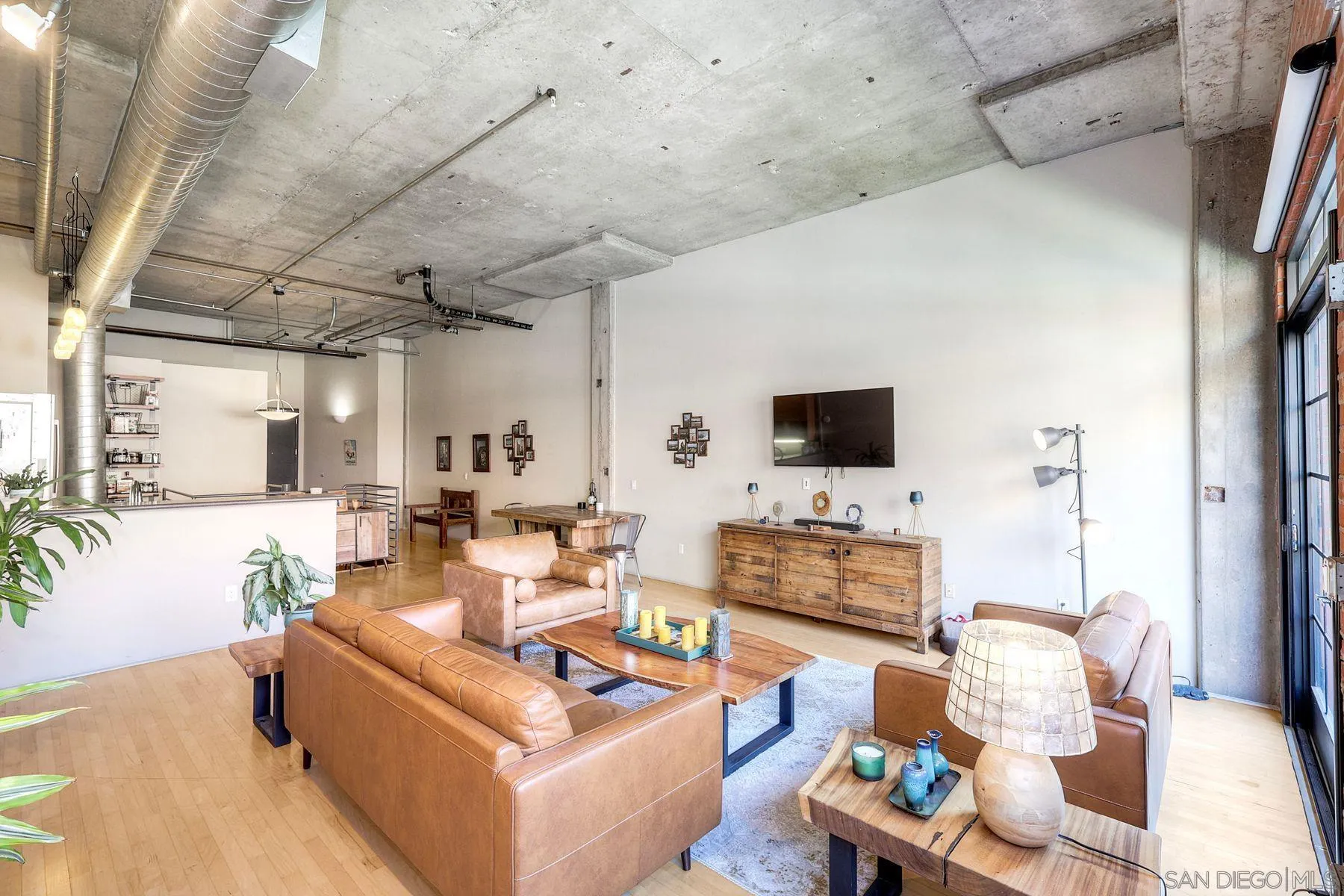 Photo #9: 260009028 Listing: Photo #9