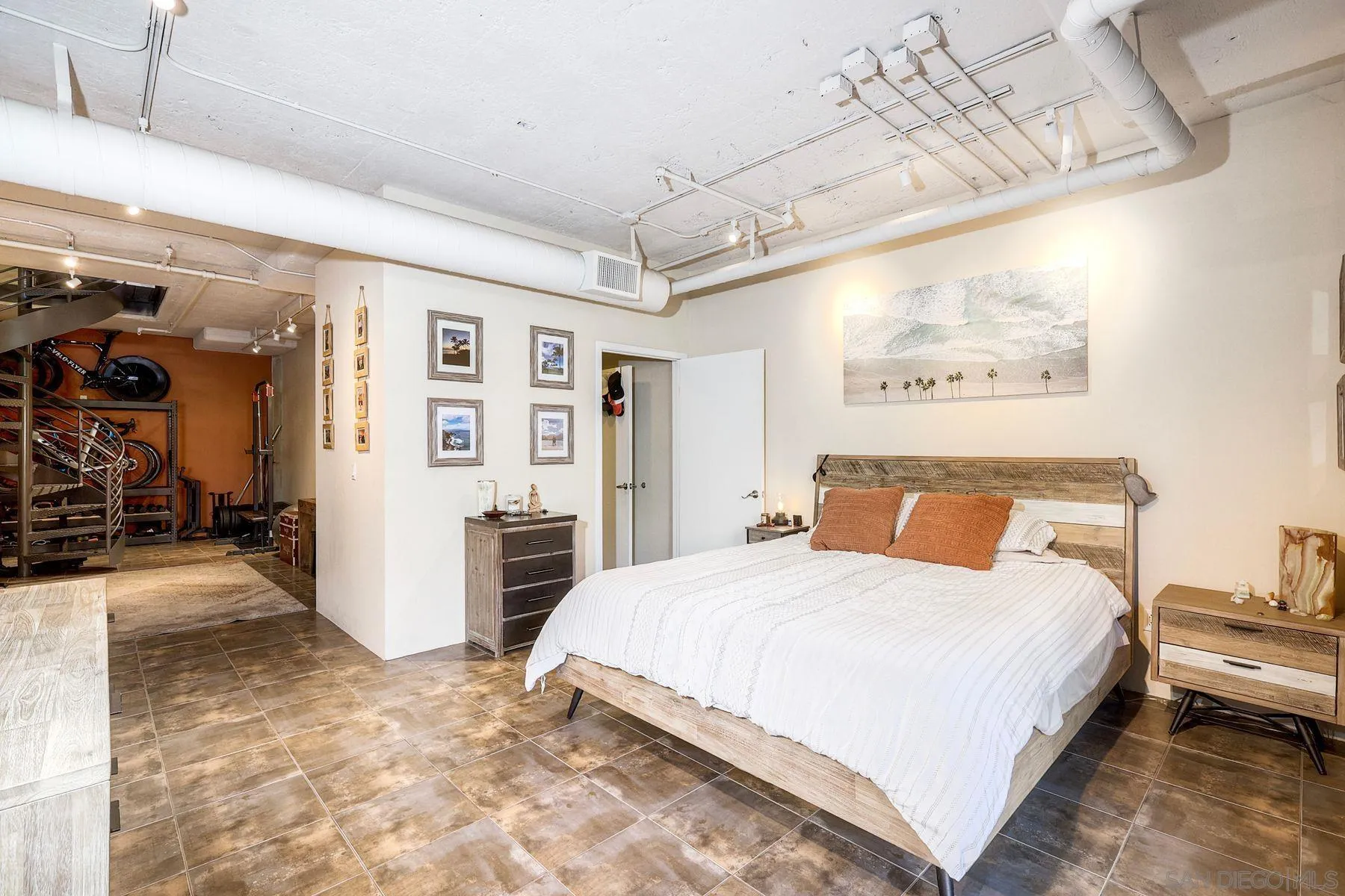 Photo #16: 260009028 Listing: Photo #16