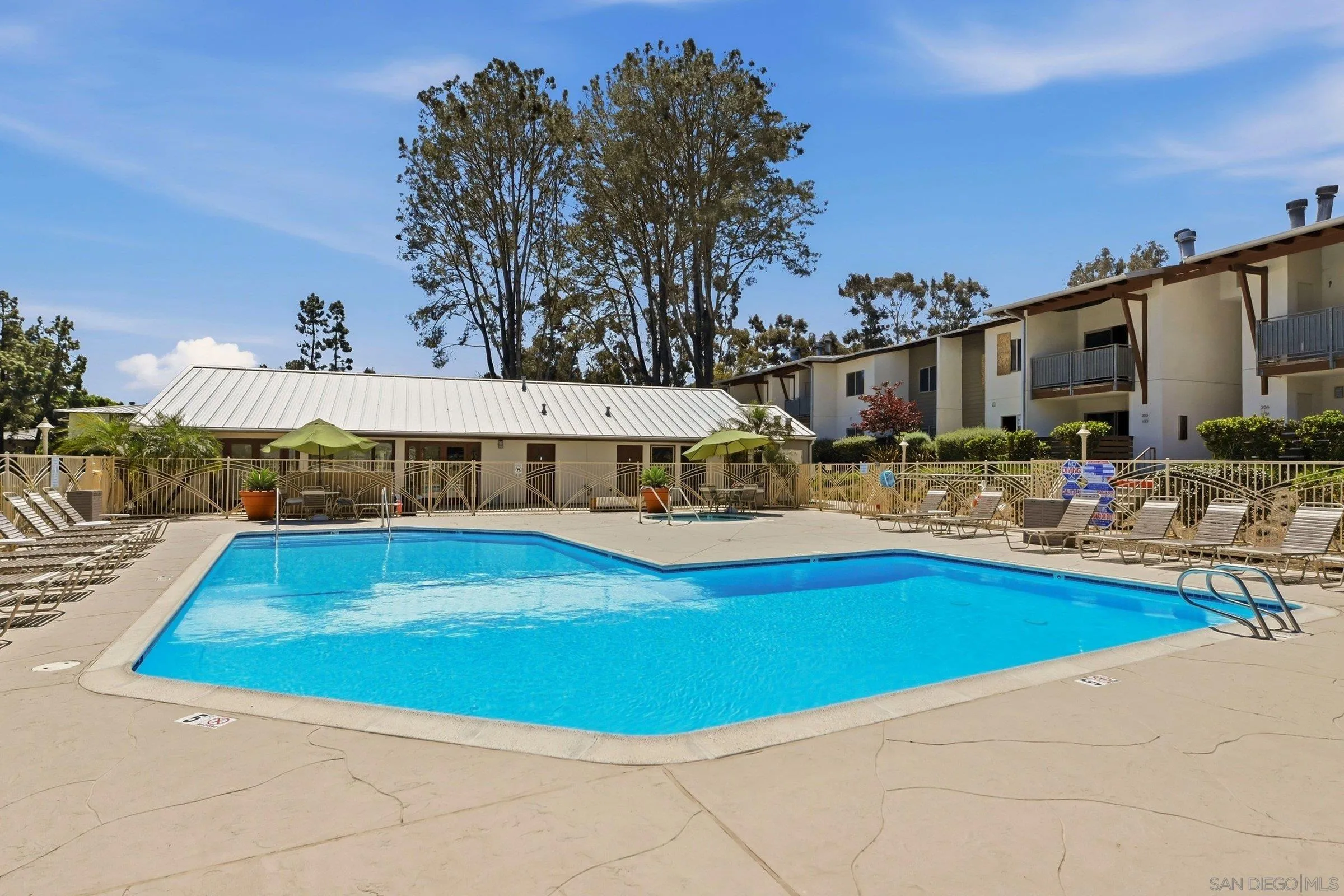 Photo #17: 260009029 Listing: Photo #17