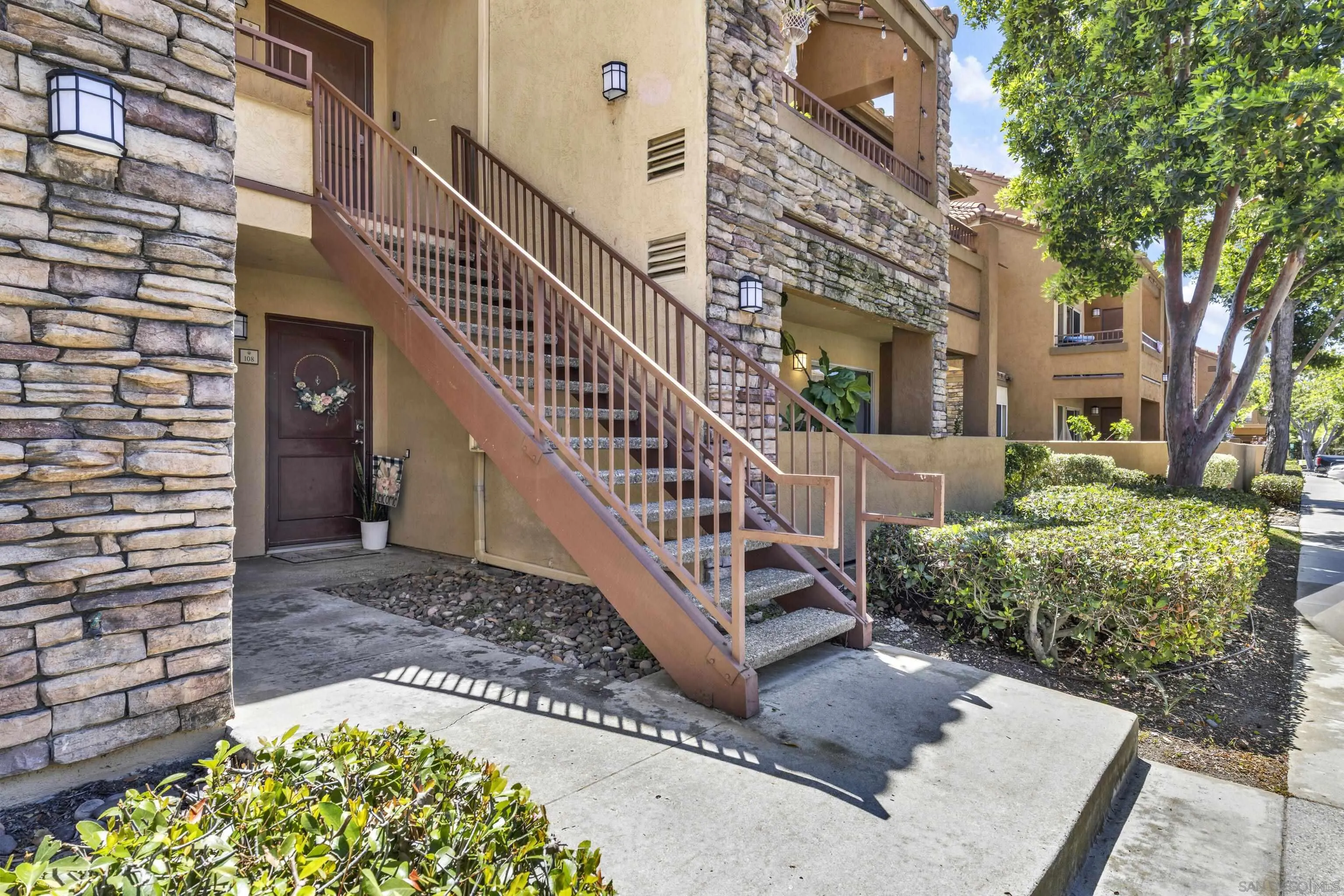 Photo #3: 260009031 Listing: Photo #3