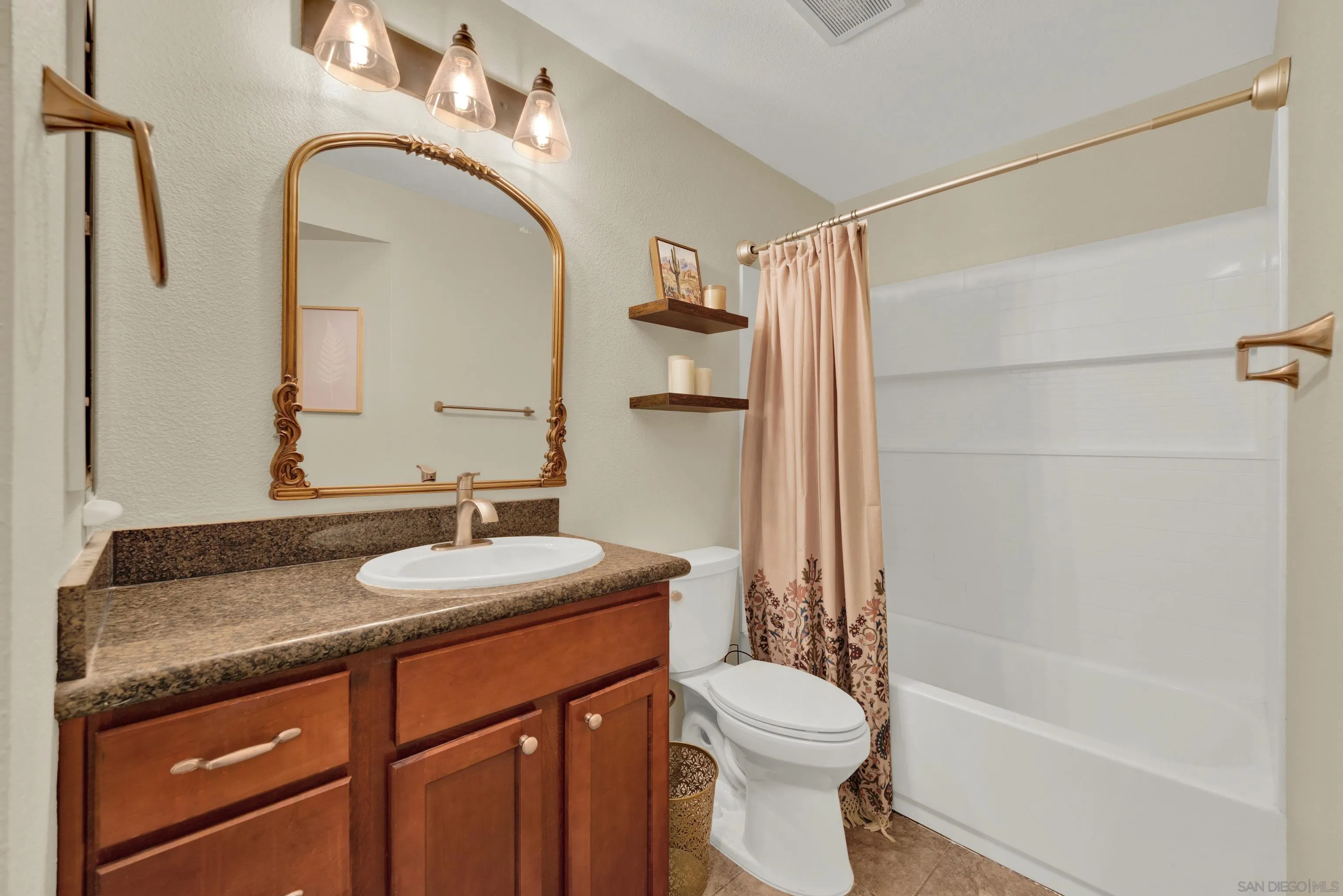 Photo #17: 260009031 Listing: Photo #17