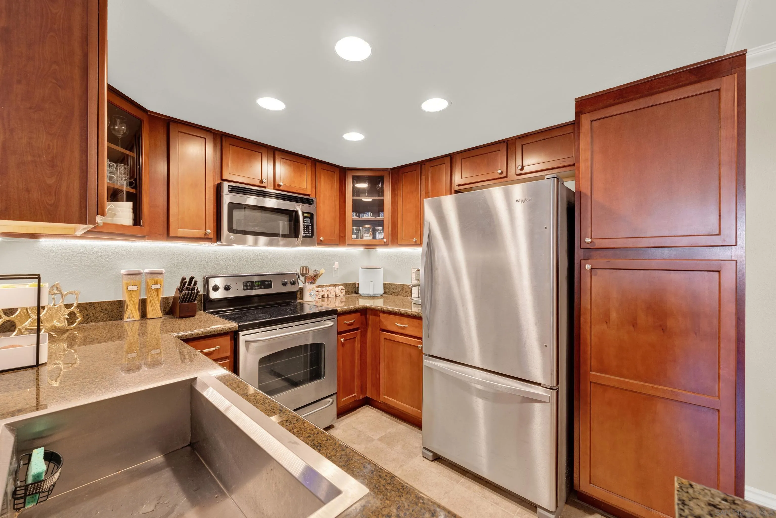 Photo #11: 260009031 Listing: Photo #11