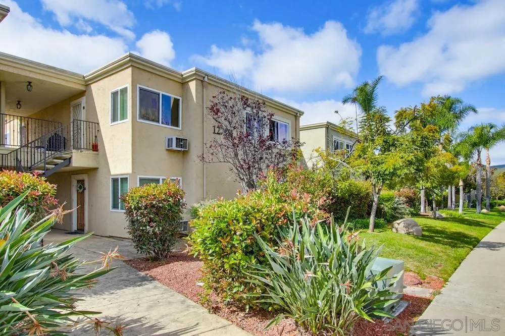 Poway, CA 92064