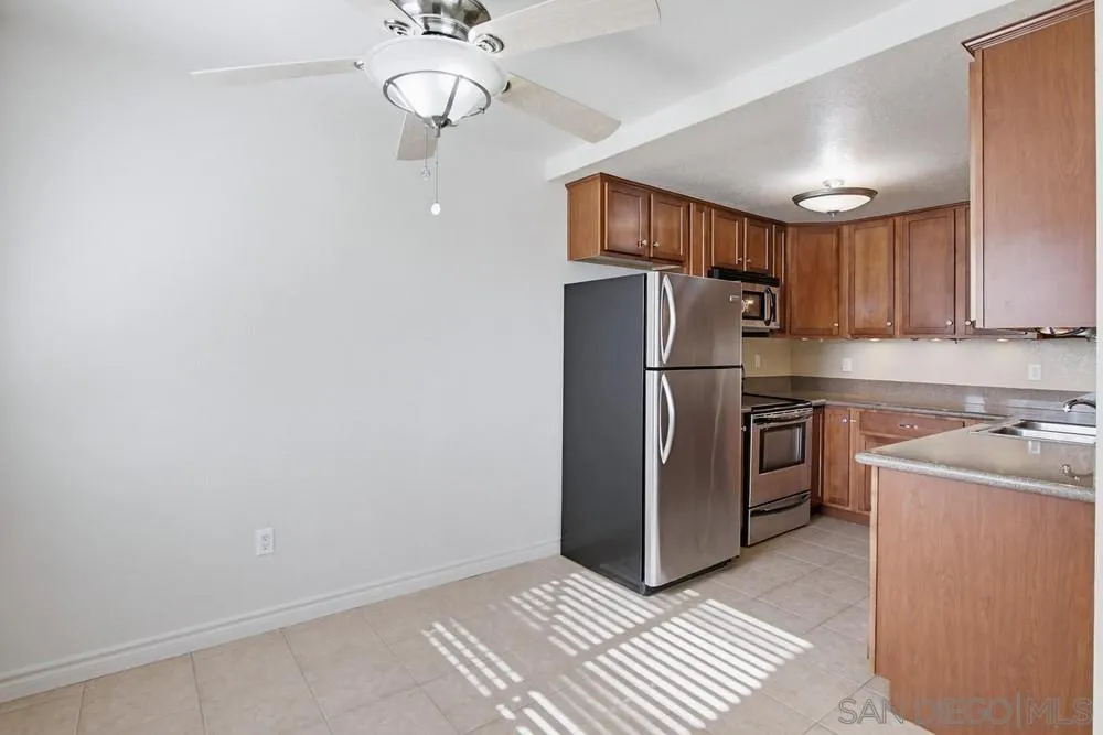 https://cdn.realtyfeed.com/cdn/127/260009039/88f036c0fd276d5d3f32dc1051860e33.webp