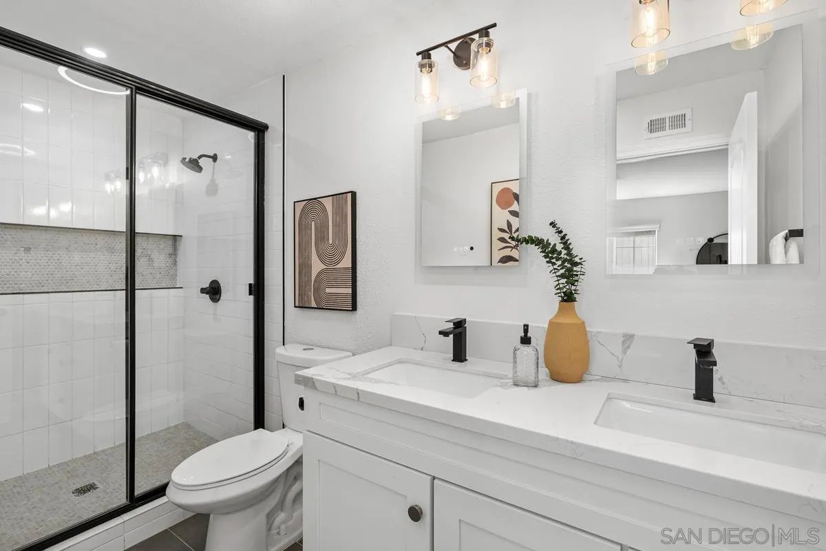 8631 Flanders, San Diego, CA, 92126