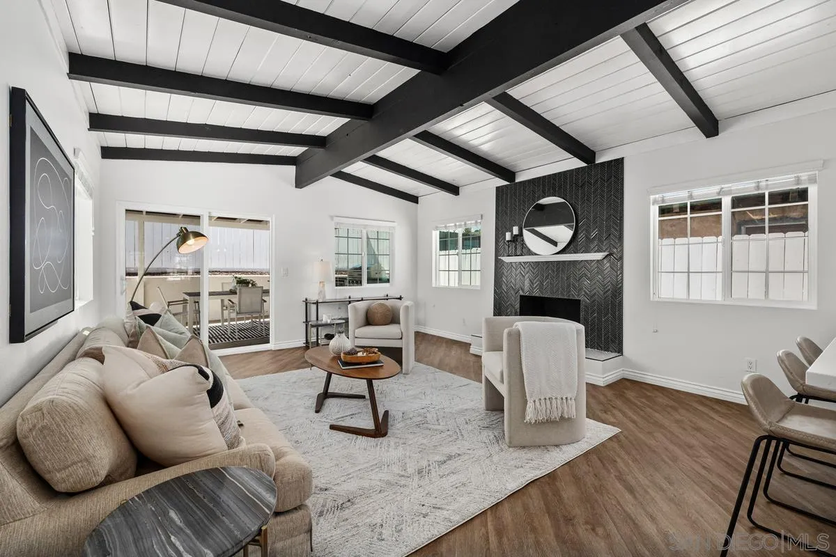 8631 Flanders, San Diego, CA, 92126