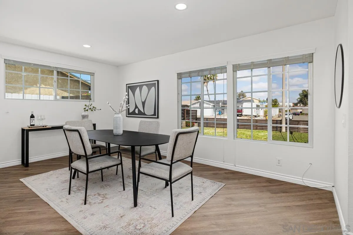 8631 Flanders, San Diego, CA, 92126