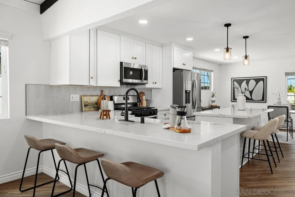 8631 Flanders, San Diego, CA, 92126