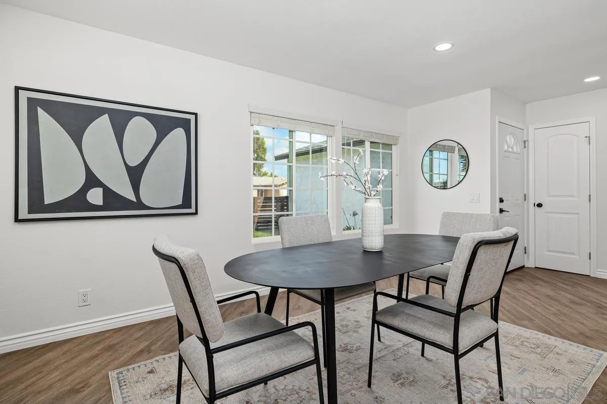 8631 Flanders, San Diego, CA, 92126