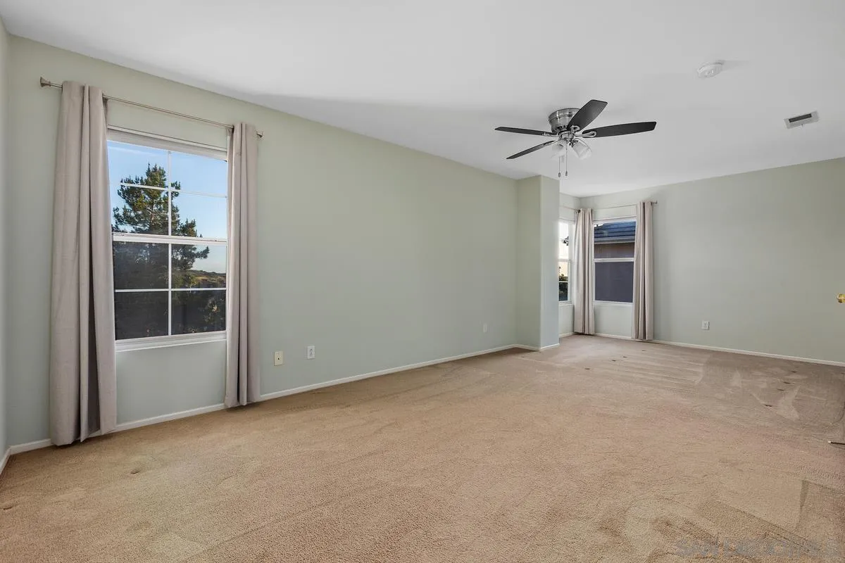 https://cdn.realtyfeed.com/cdn/127/260009043/37eb25b3ae85075e0e8ef58b823b5a77.webp