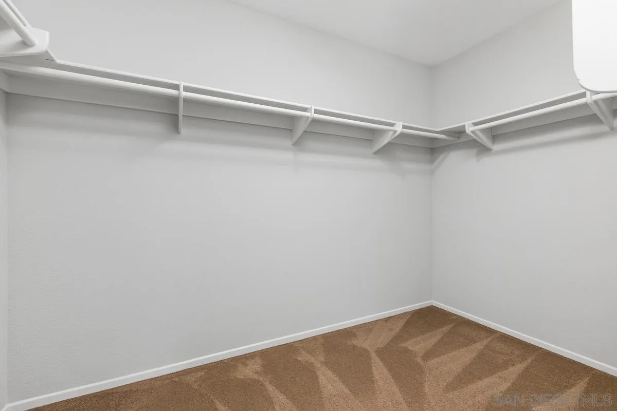https://cdn.realtyfeed.com/cdn/127/260009043/b27f3cfa176d410fbba11e9a32436202.webp