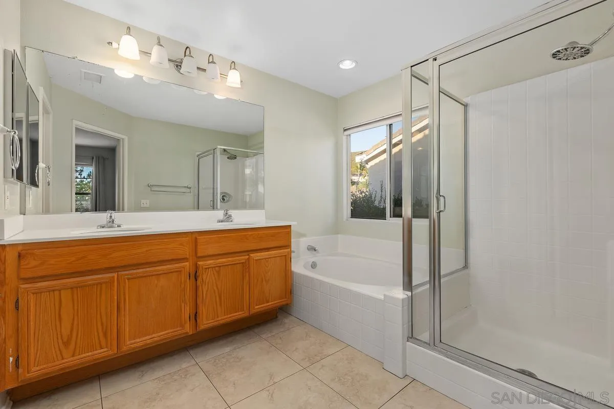 https://cdn.realtyfeed.com/cdn/127/260009043/be922d8bf362649c90f7e483c4362b40.webp