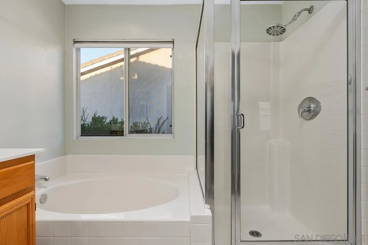 https://cdn.realtyfeed.com/cdn/127/260009043/e8b995190248f5b34e3cc2fd357210f9.webp
