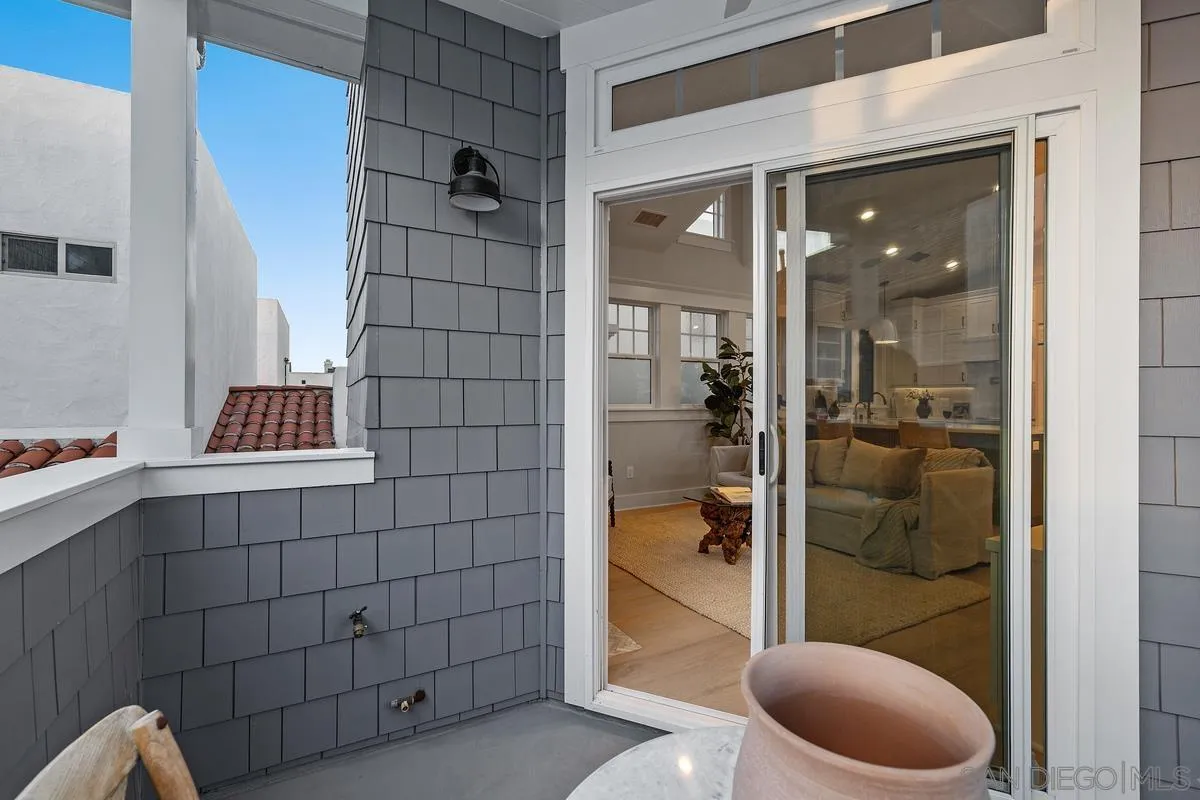 943 F Ave, Coronado, CA, 92118