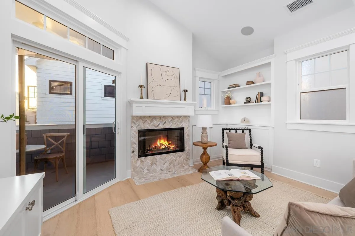 943 F Ave, Coronado, CA, 92118