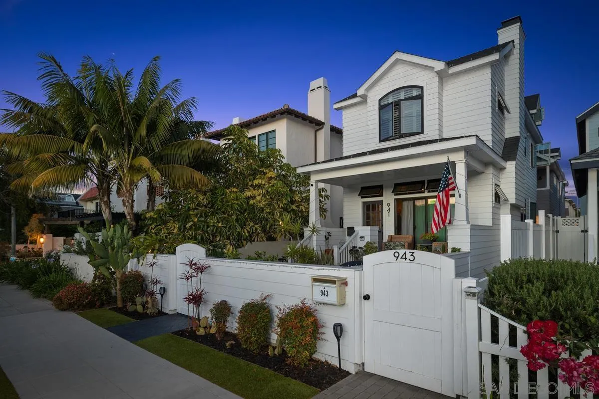943 F Ave, Coronado, CA, 92118