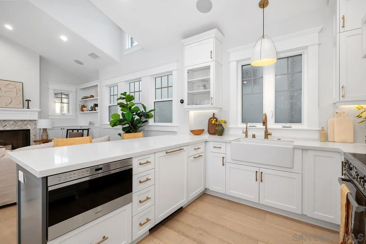 943 F Ave, Coronado, CA, 92118