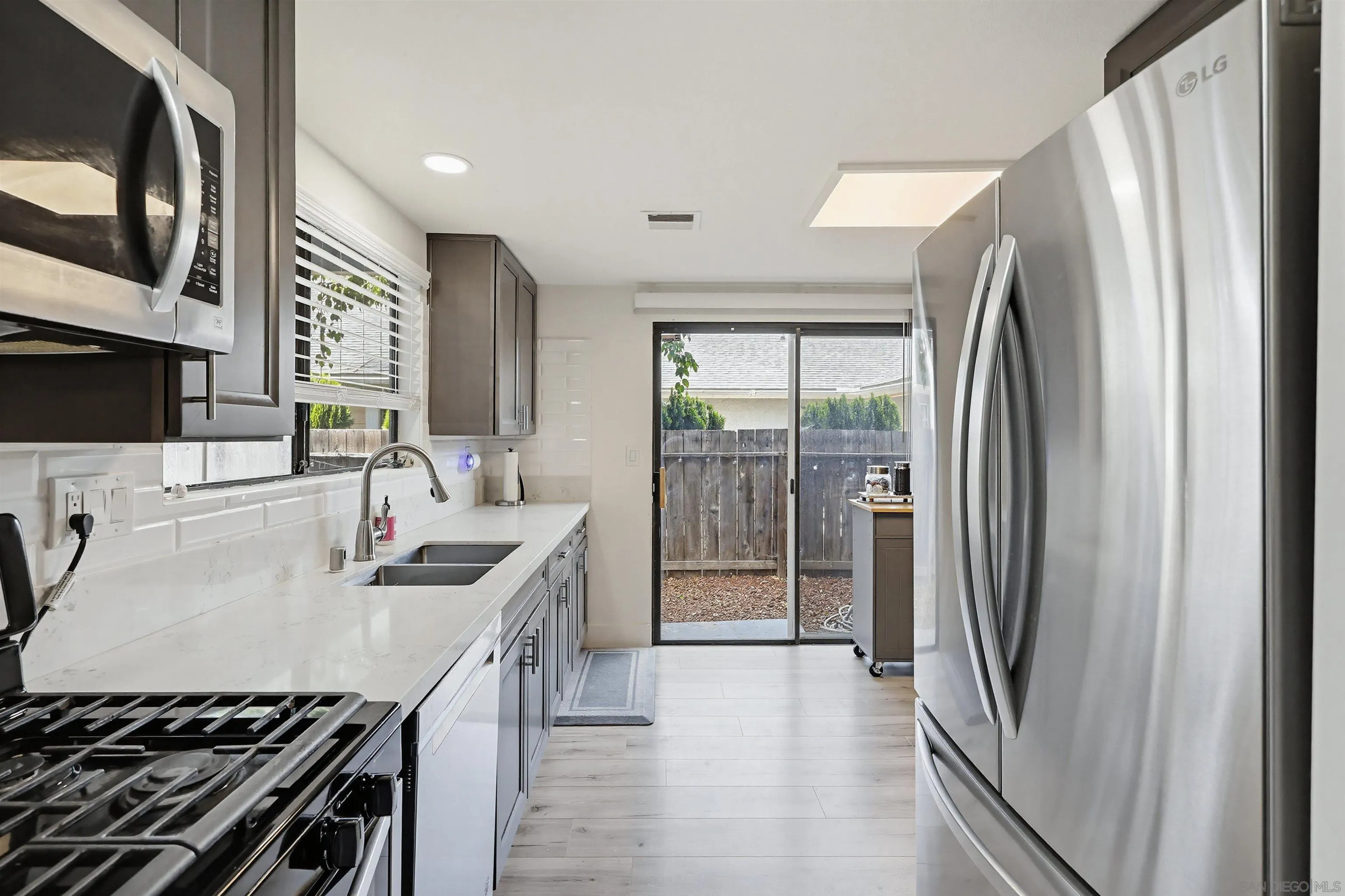 Photo #7: 260009048 Listing: Photo #7