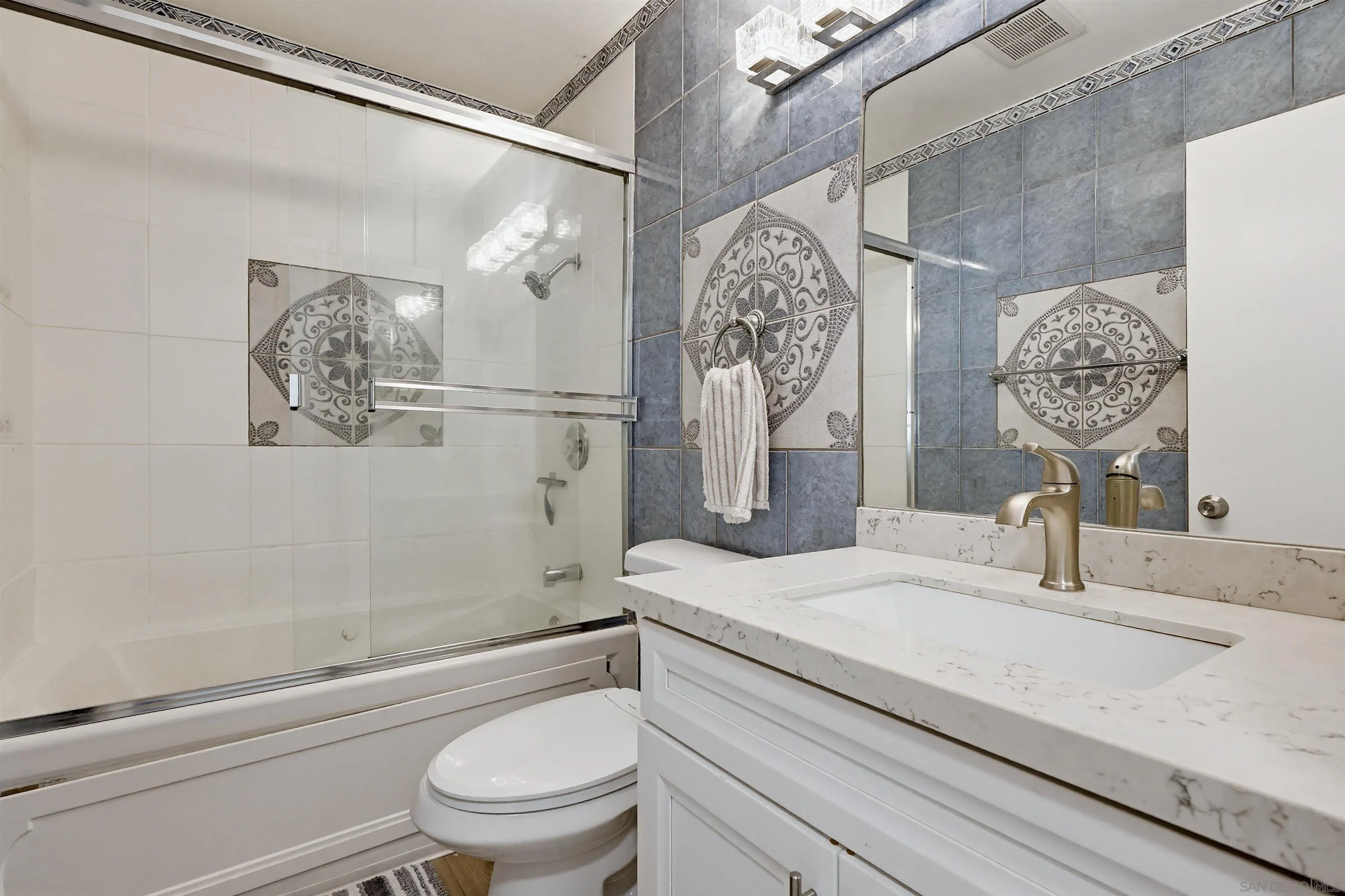 Photo #16: 260009048 Listing: Photo #16