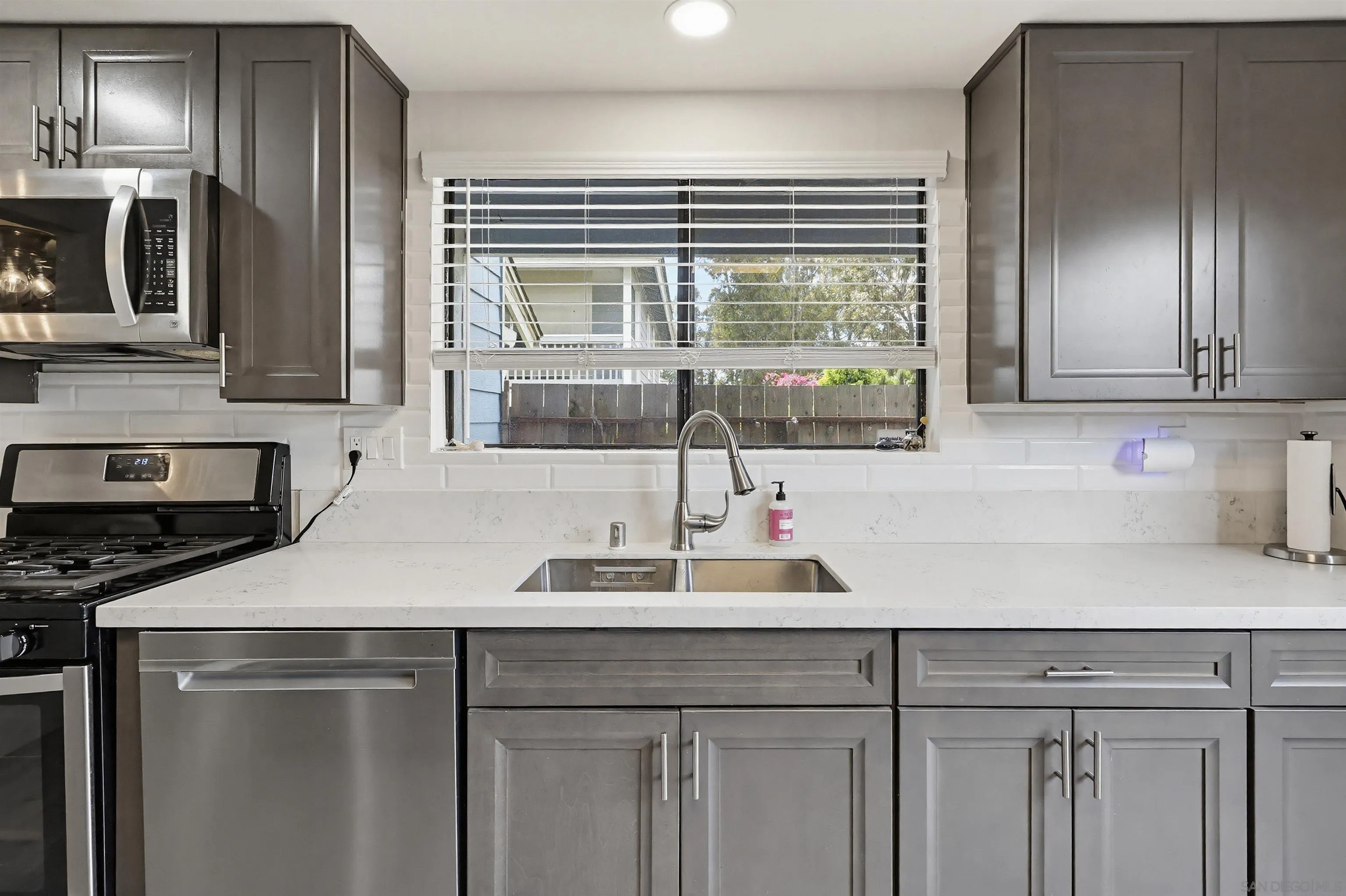 Photo #6: 260009048 Listing: Photo #6