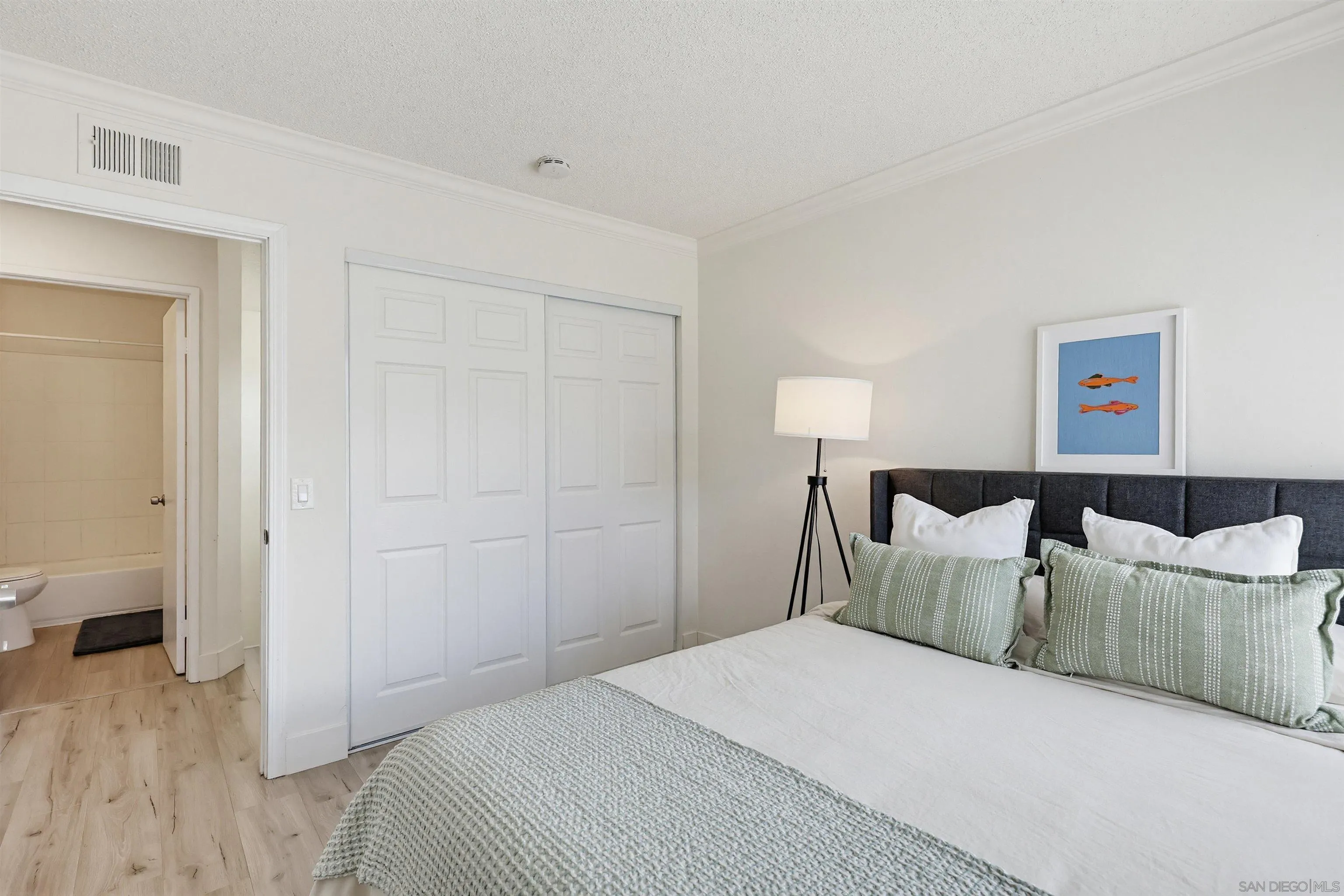 Photo #17: 260009048 Listing: Photo #17