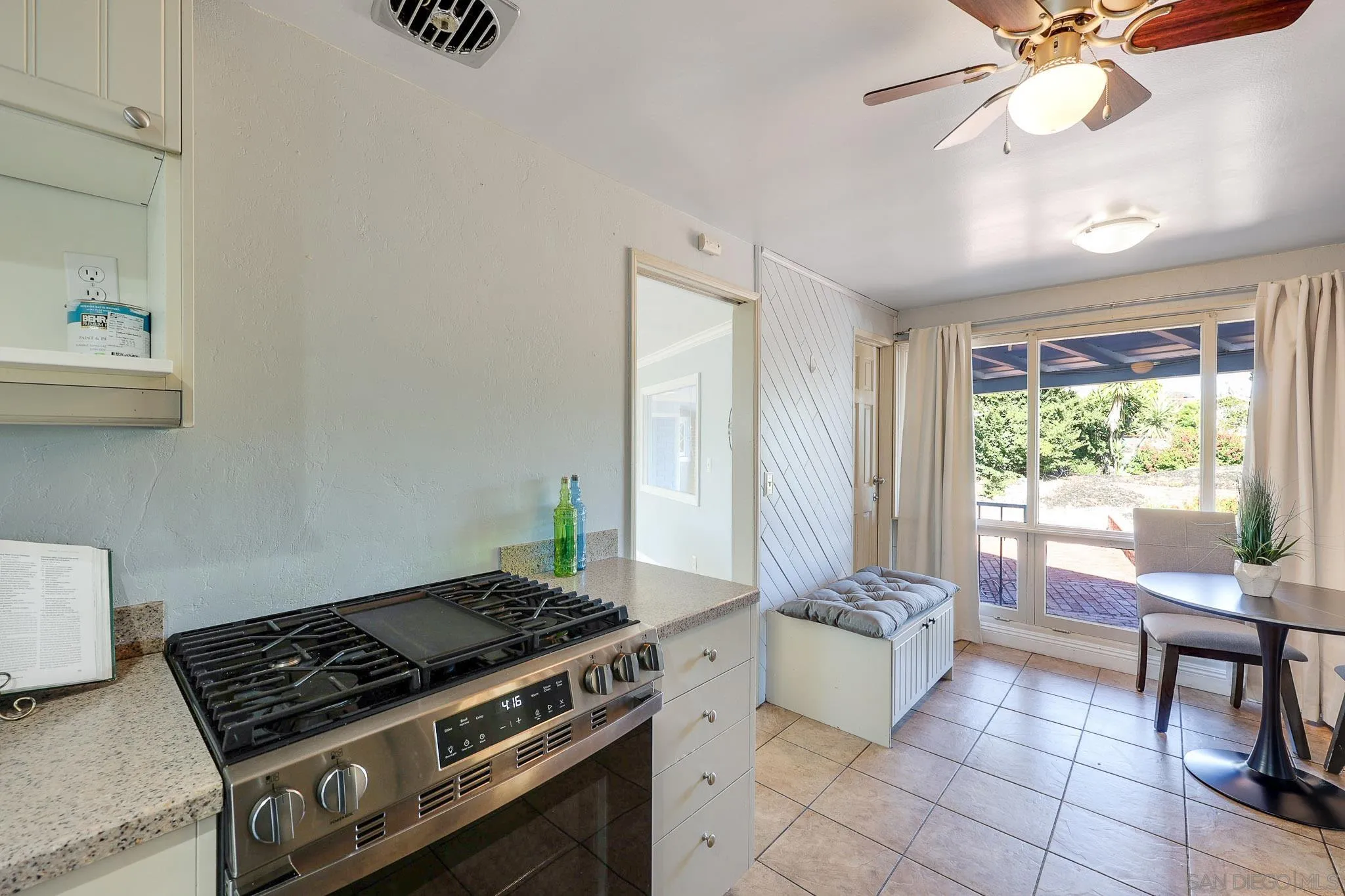https://cdn.realtyfeed.com/cdn/127/260009049/0edd9900f93c26417102b7f76ebc6729.webp