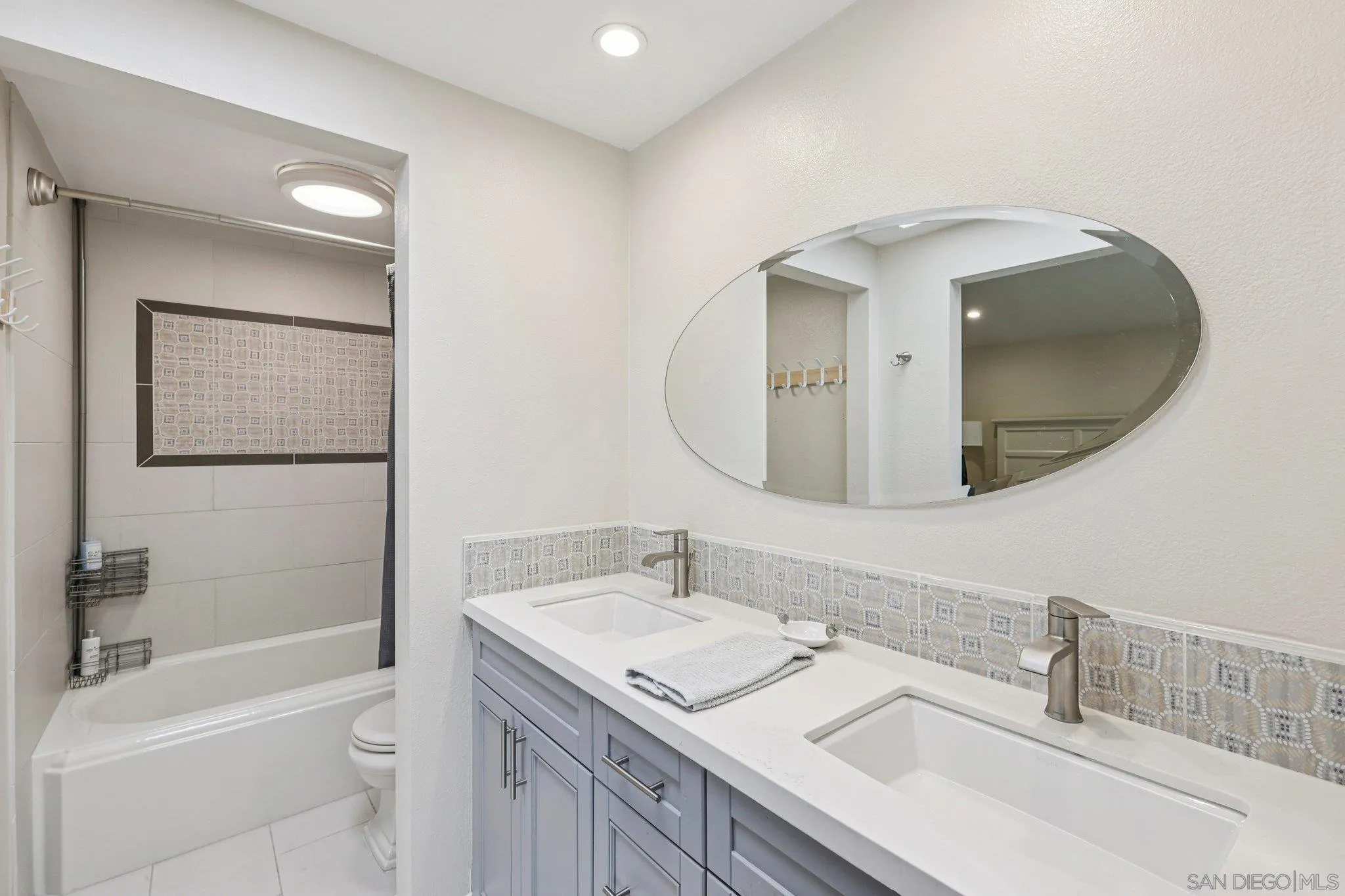 Photo #23: 260009051 Listing: Photo #23