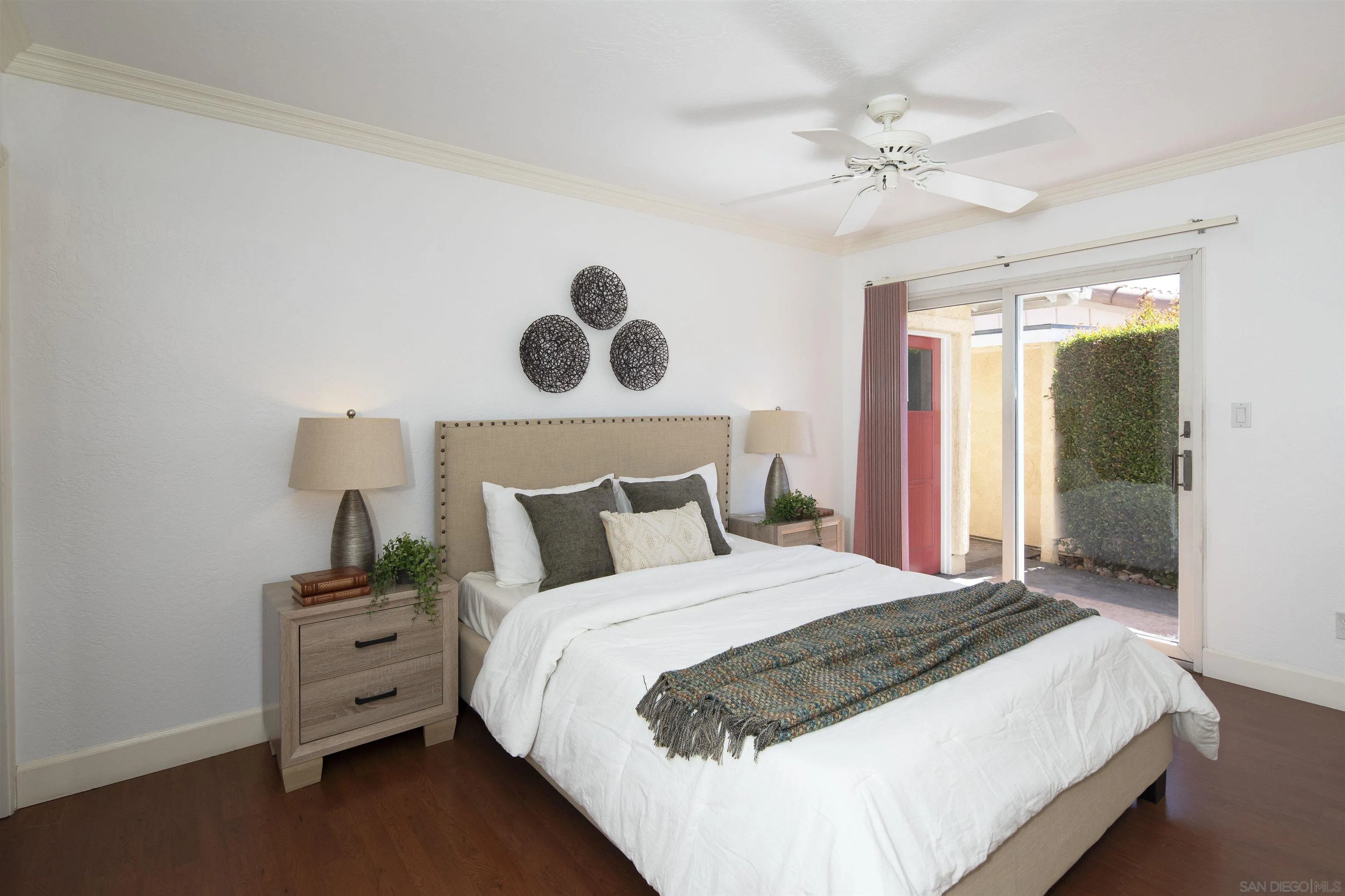 https://cdn.realtyfeed.com/cdn/127/260009052/6fbb247e930914755876f5ab2dd35e58.webp