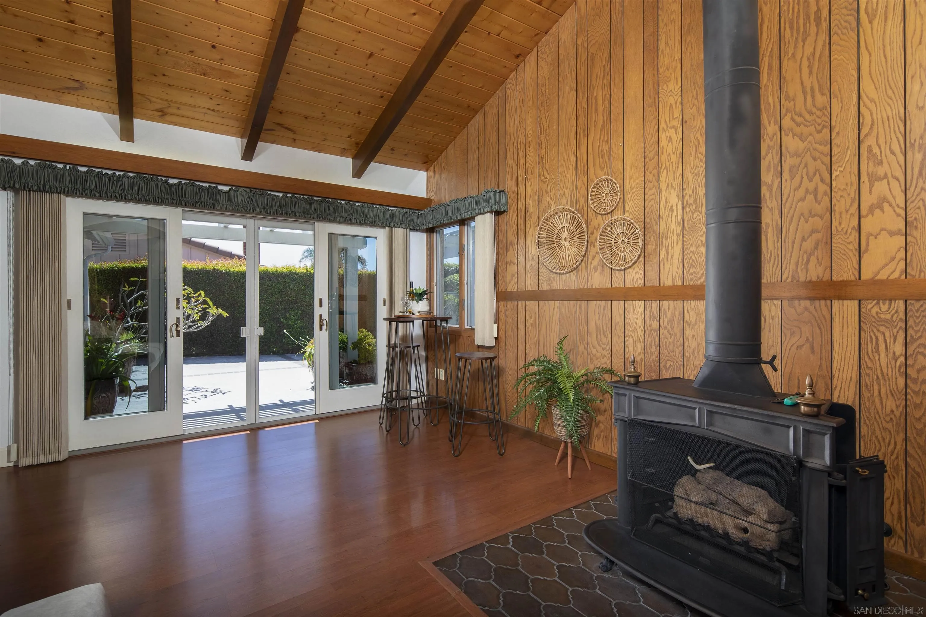 https://cdn.realtyfeed.com/cdn/127/260009052/a52dd2e9229a038d594a6e42b543575c.webp