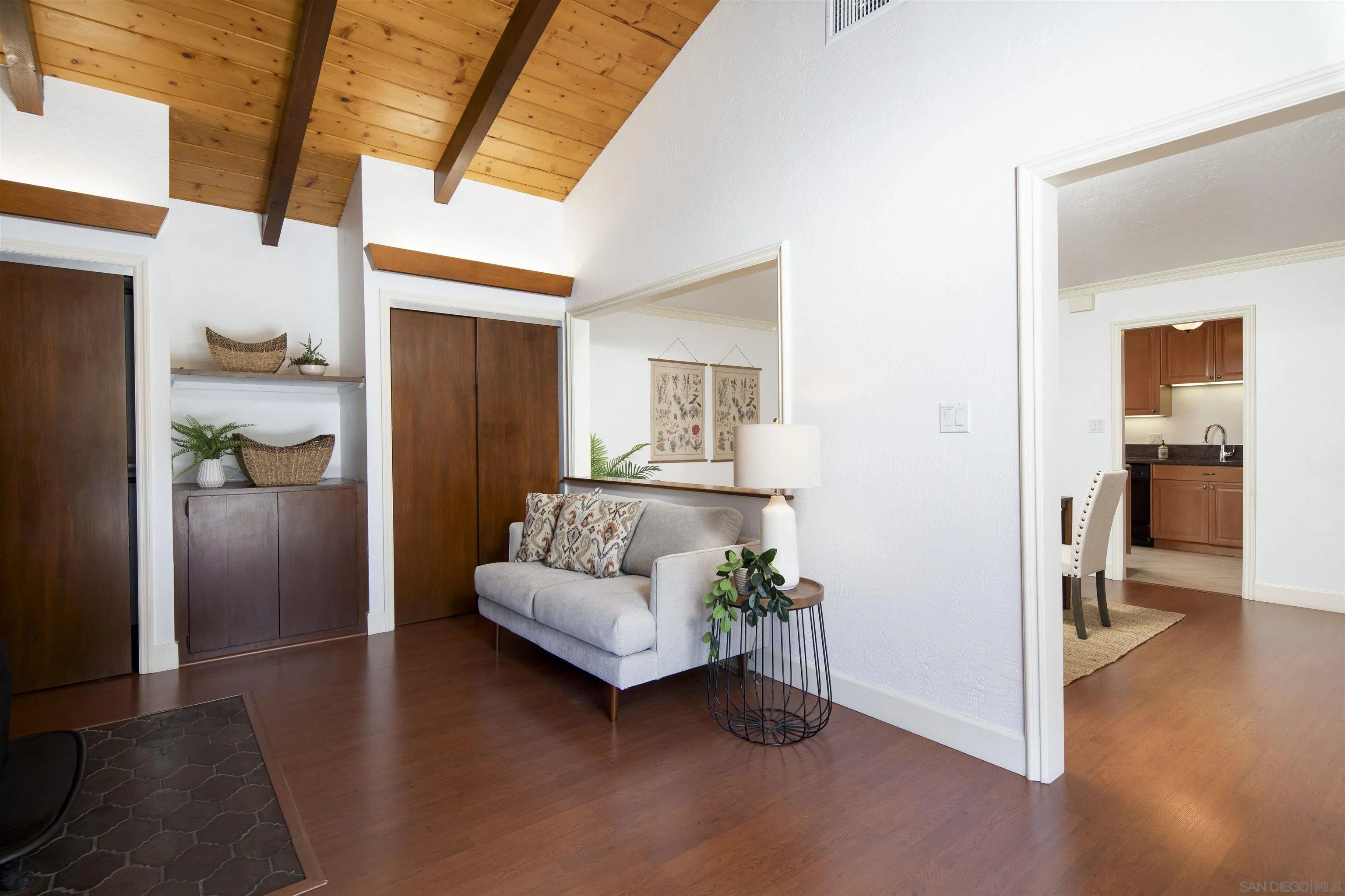 https://cdn.realtyfeed.com/cdn/127/260009052/bbe8b9c143b7b3b3e8794912a706c633.webp
