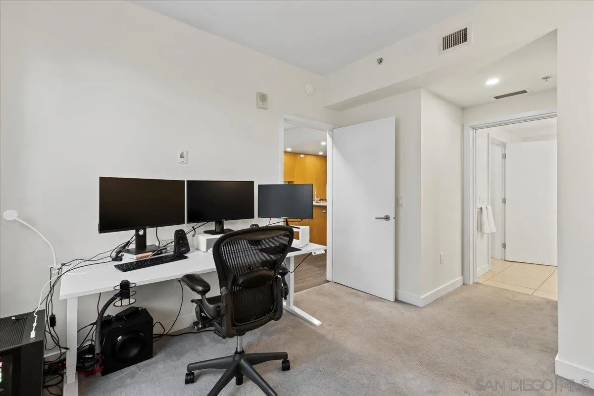 Photo #23: 260009053 Listing: Photo #23