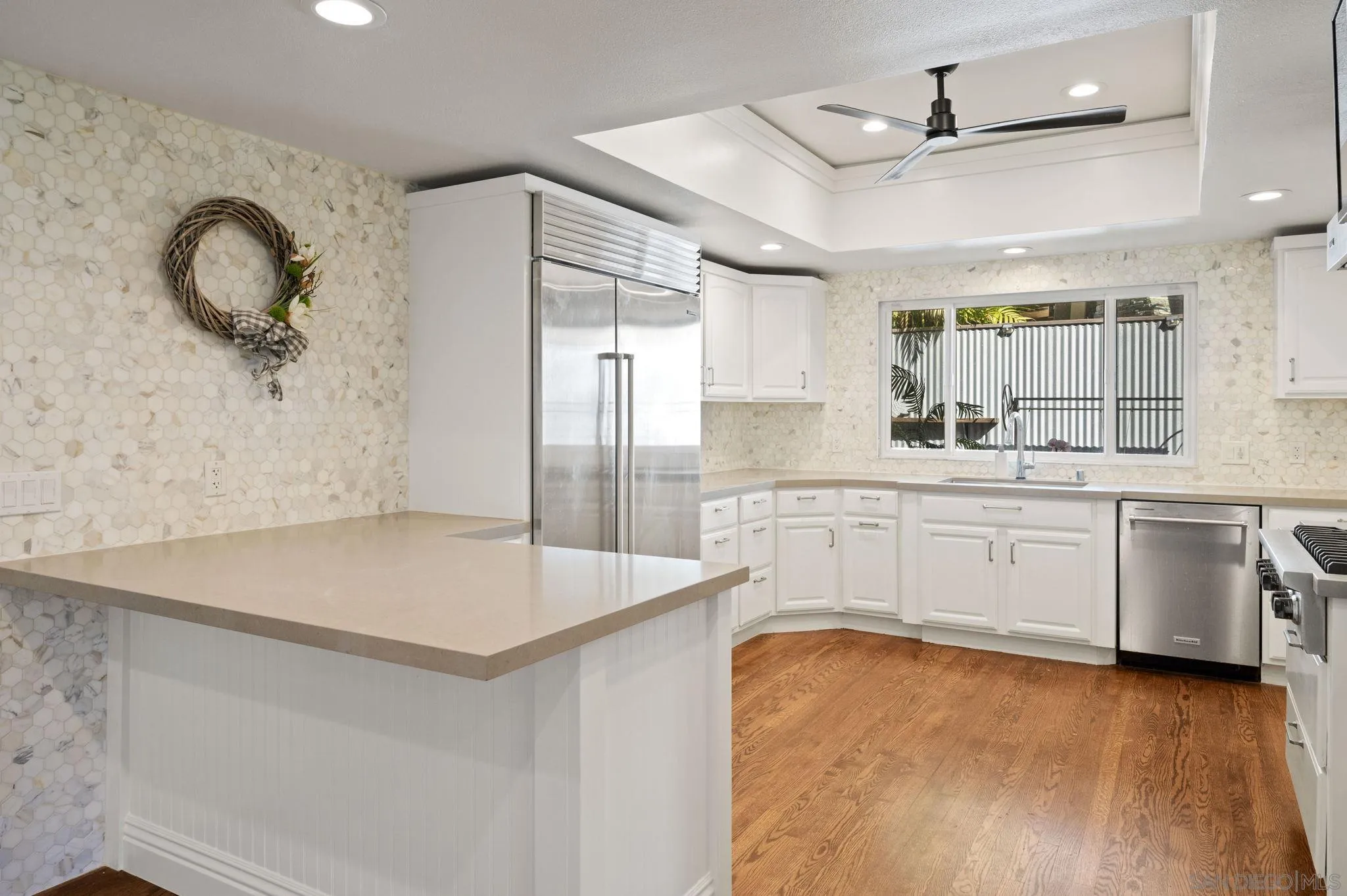 https://cdn.realtyfeed.com/cdn/127/260009056/2cc356e89ed9f898780ff5fb1ca30b80.webp