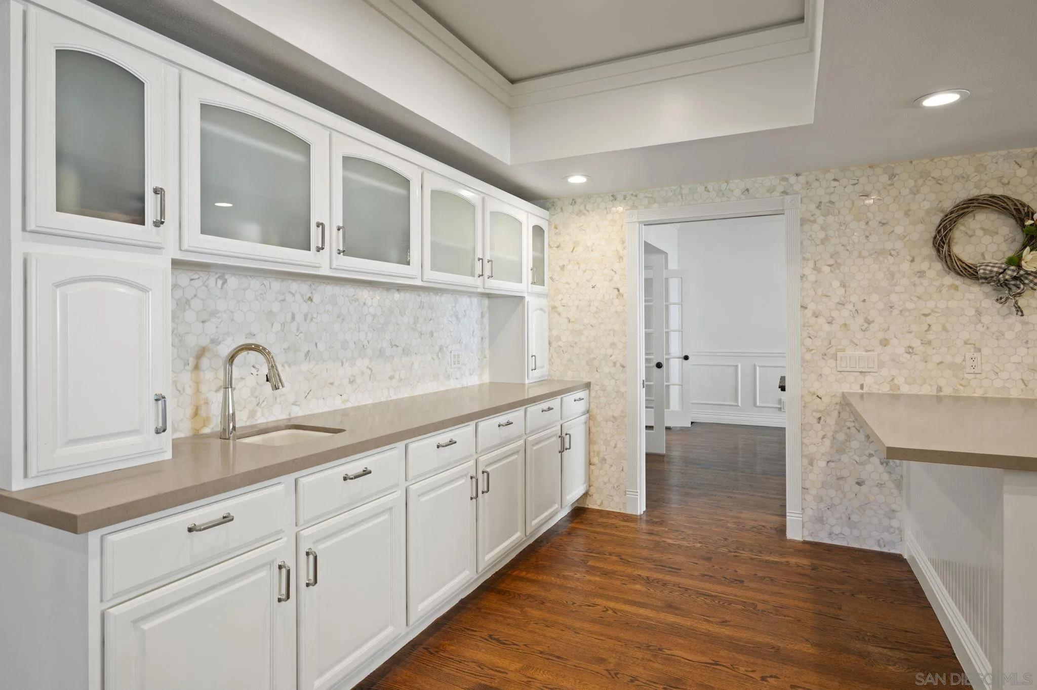 https://cdn.realtyfeed.com/cdn/127/260009056/da3f1f7036b74300894d70a59b5434a7.webp