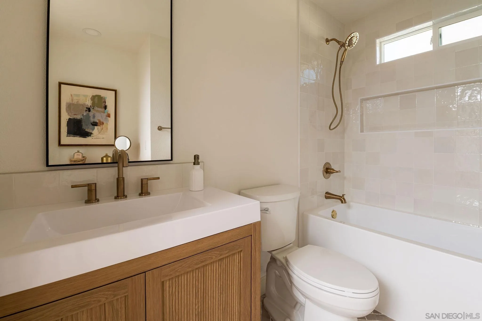 https://cdn.realtyfeed.com/cdn/127/260009059/2f79379c69c58625a36df25da2e748ec.webp