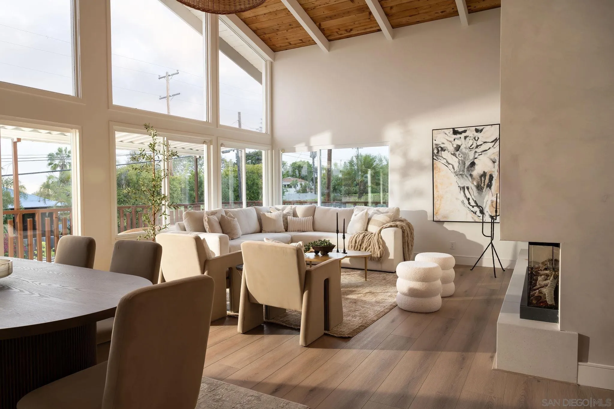 https://cdn.realtyfeed.com/cdn/127/260009059/67e41d0527225379d1f425151b97a85f.webp