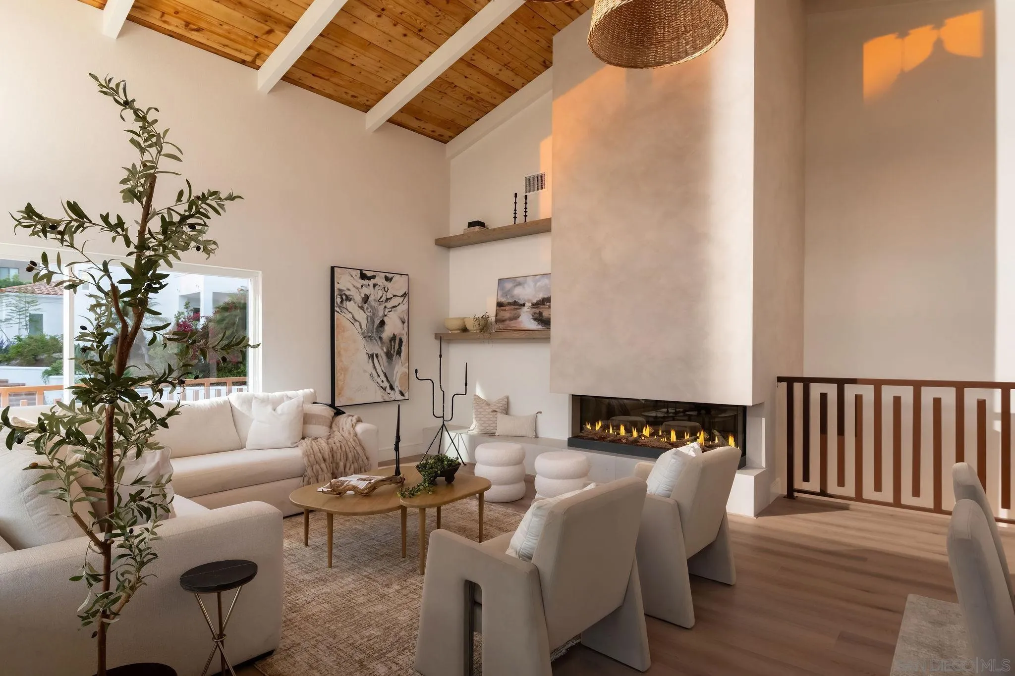 https://cdn.realtyfeed.com/cdn/127/260009059/74698d2317d7b8762eee94a984f39038.webp