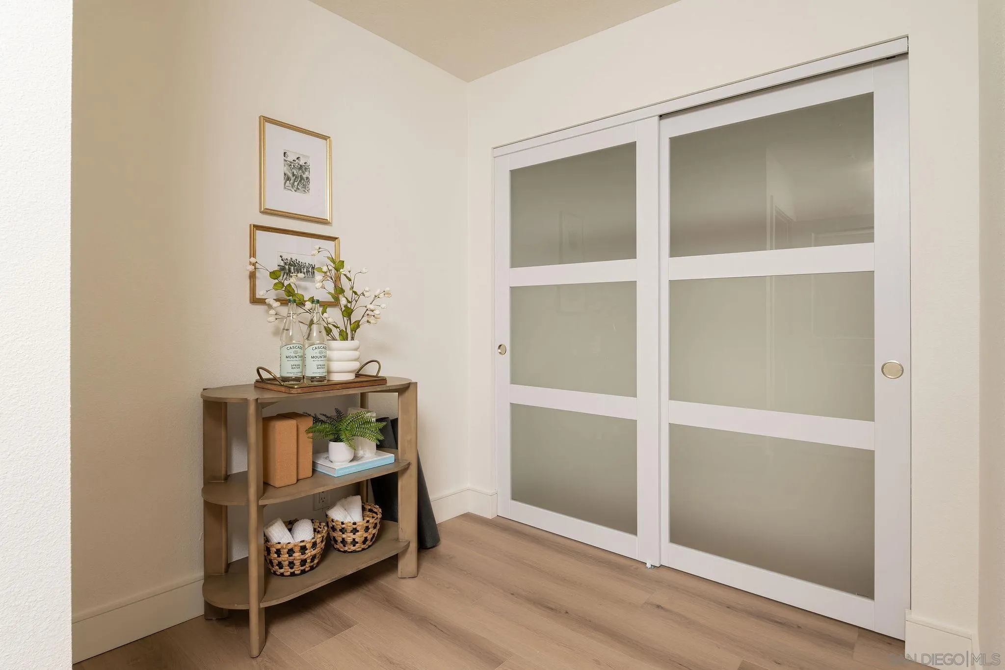 https://cdn.realtyfeed.com/cdn/127/260009059/91e8a4ca8f6597837cb06661dfab4f8b.webp