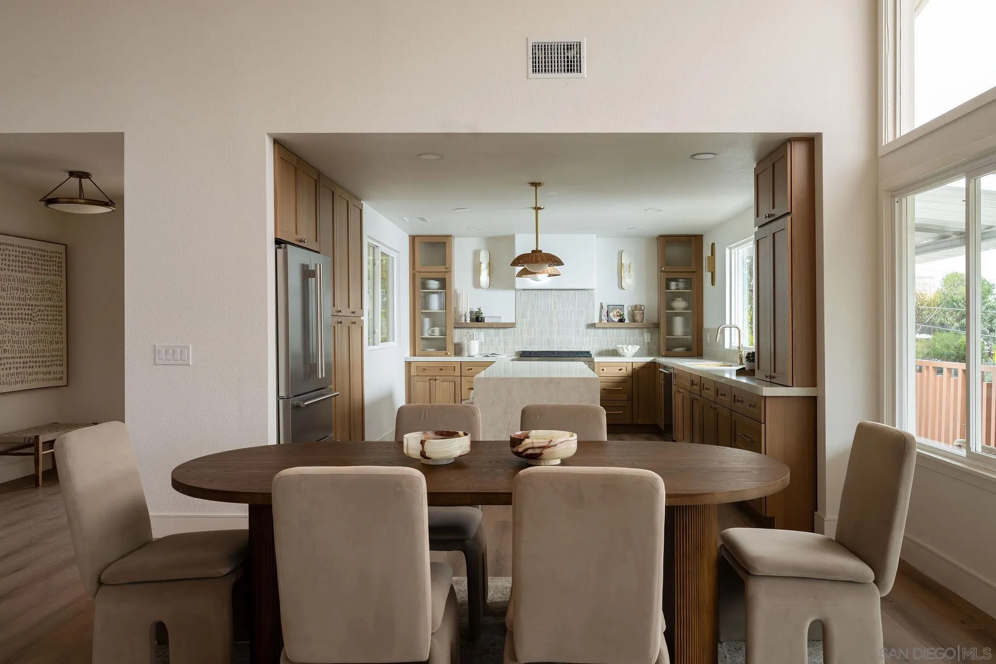 https://cdn.realtyfeed.com/cdn/127/260009059/d2a75c82315ce0ac515cd5c42c3d8d5c.webp