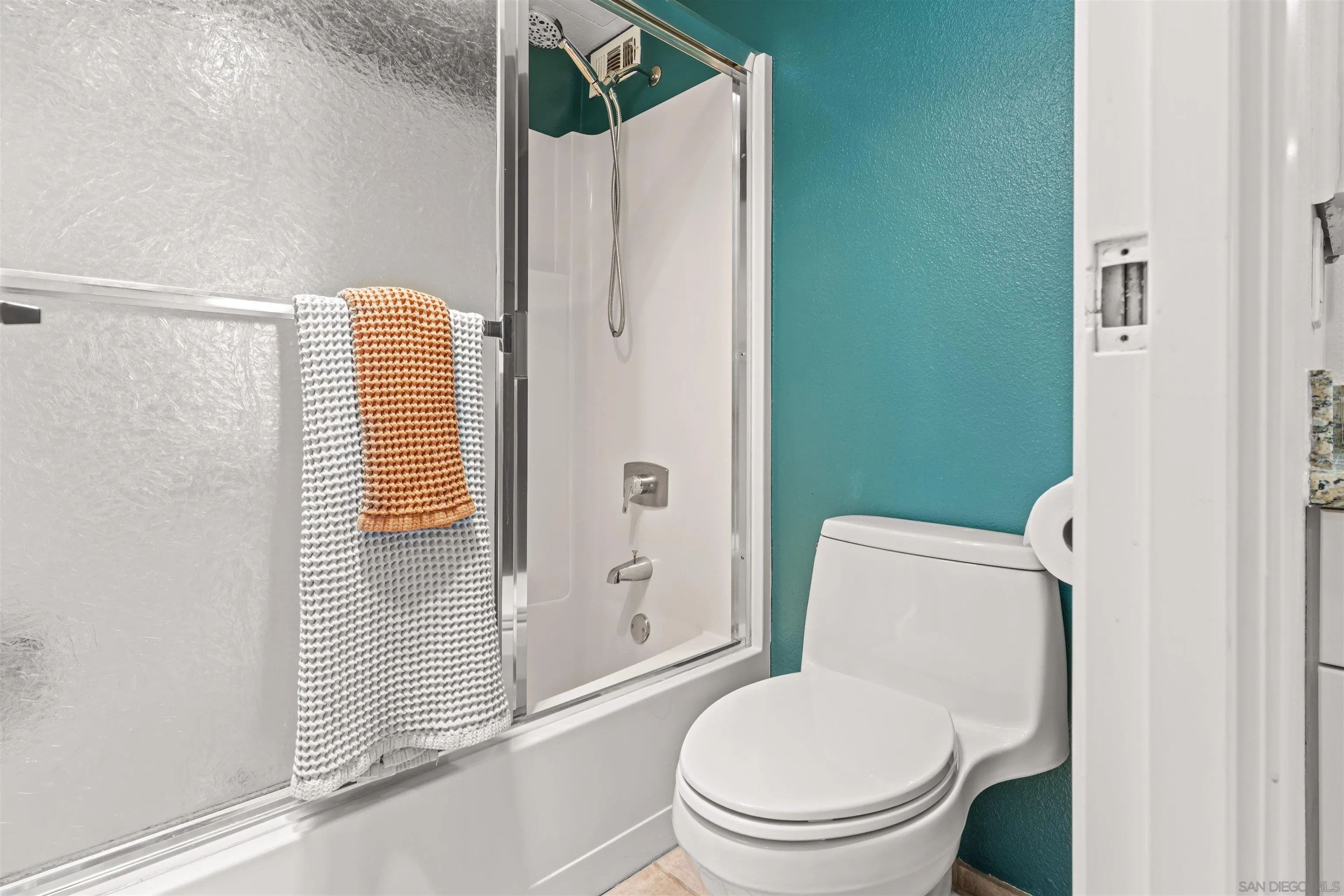 Photo #25: 260009062 Listing: Photo #25